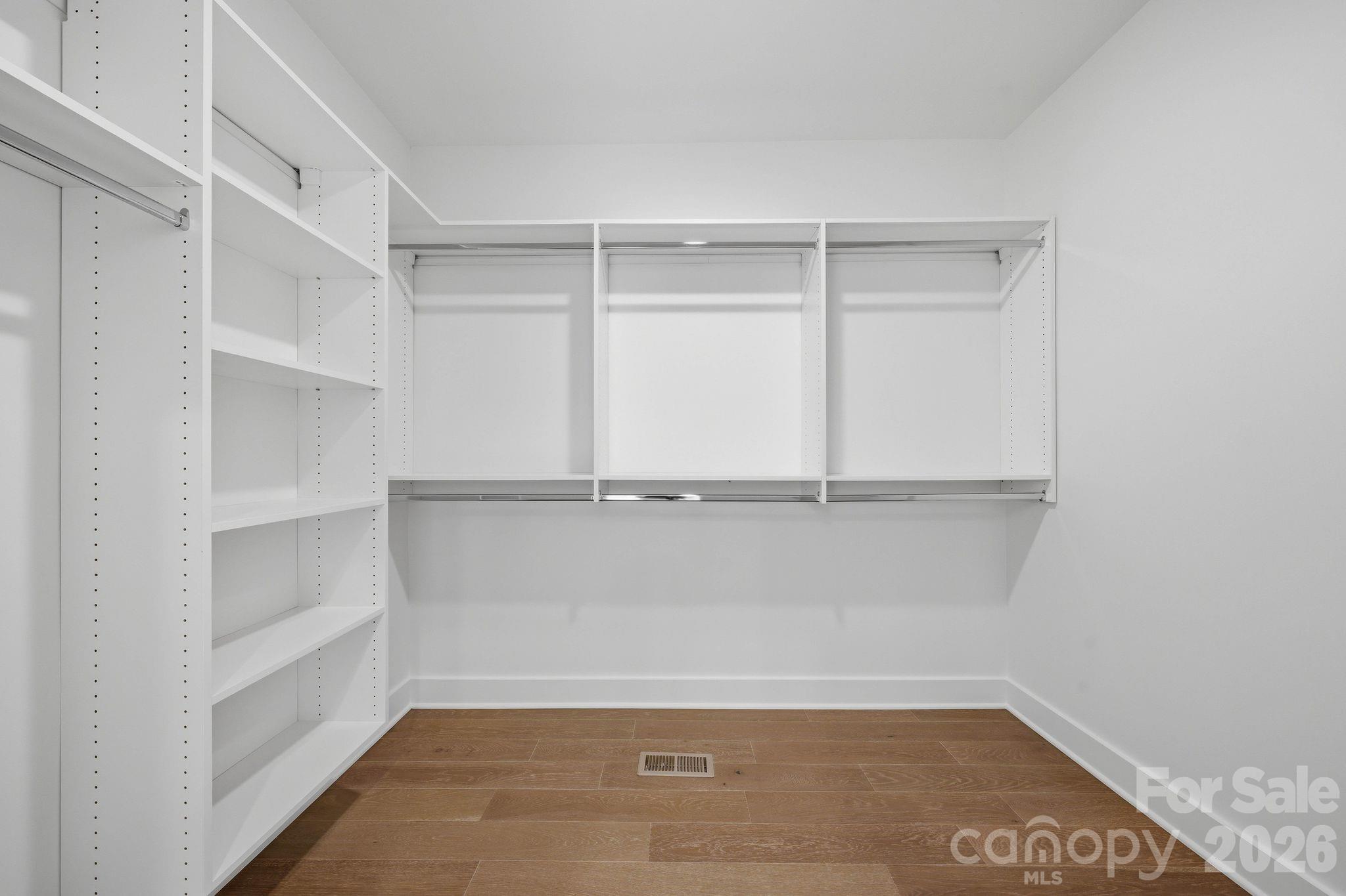 2311 Chateau Court