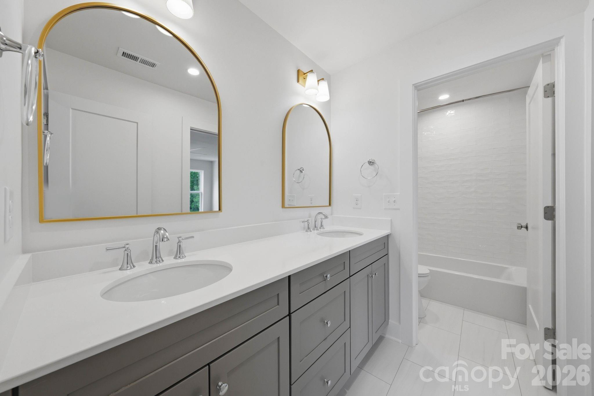 2311 Chateau Court