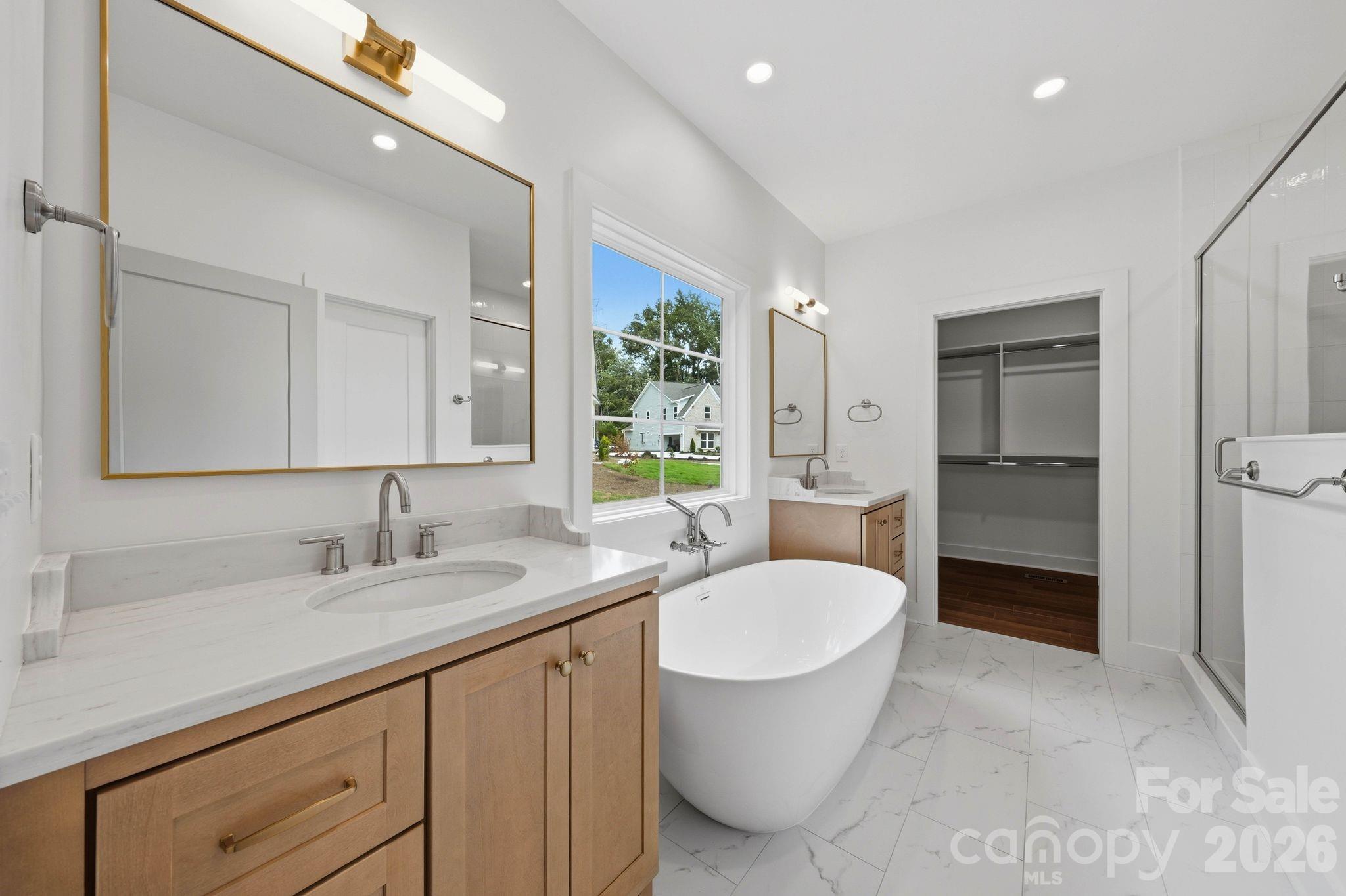 2311 Chateau Court