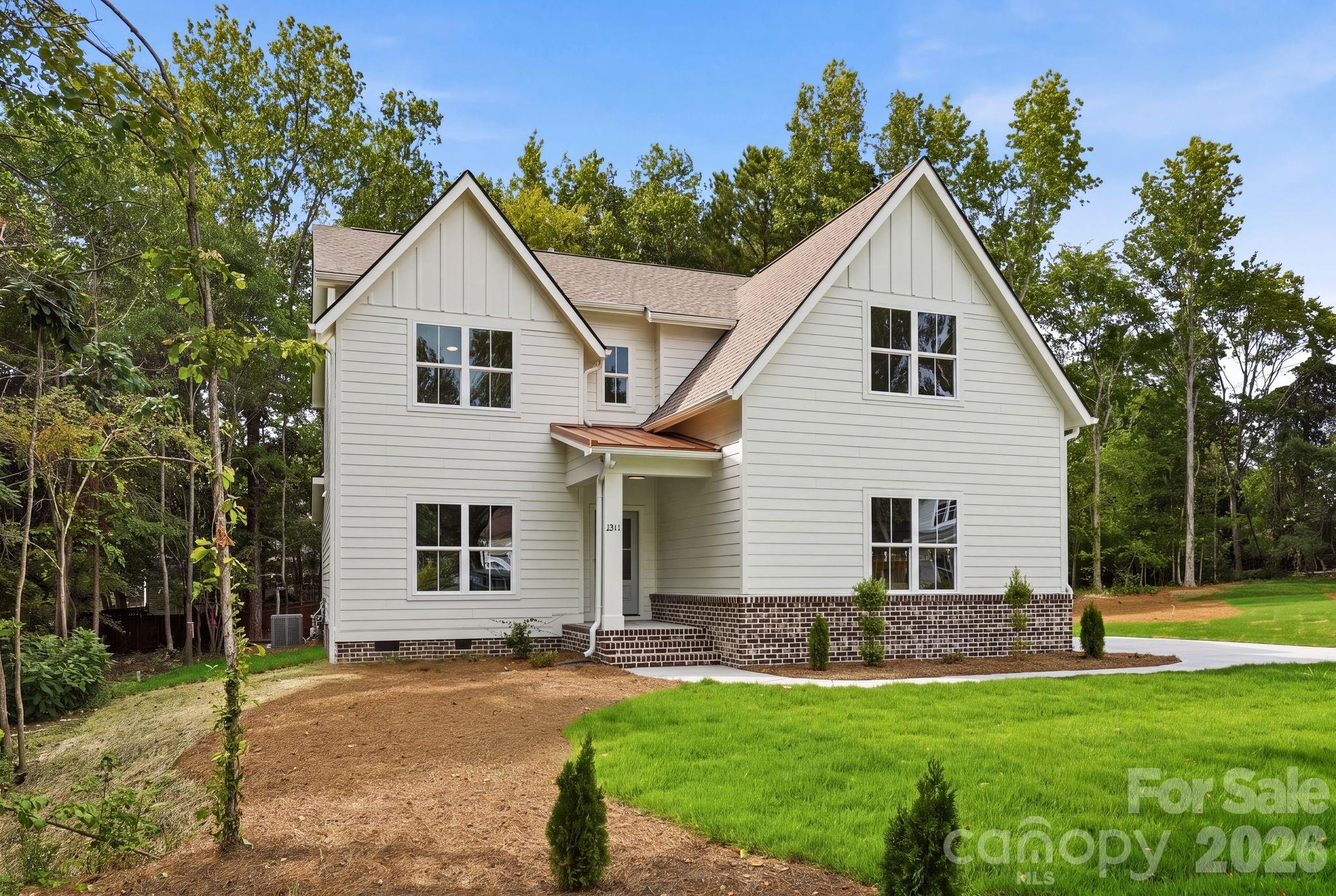 2311 Chateau Court