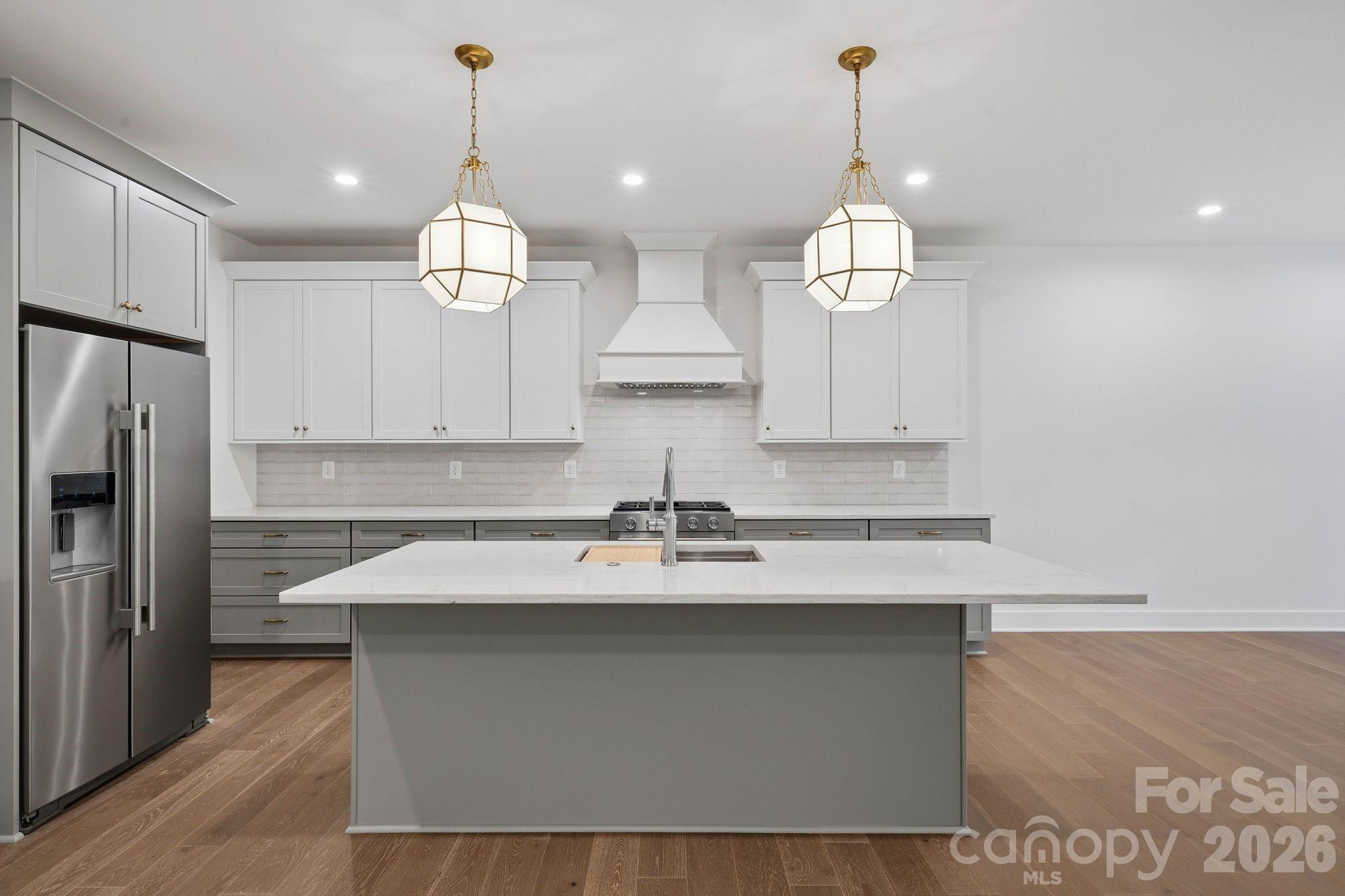 2311 Chateau Court