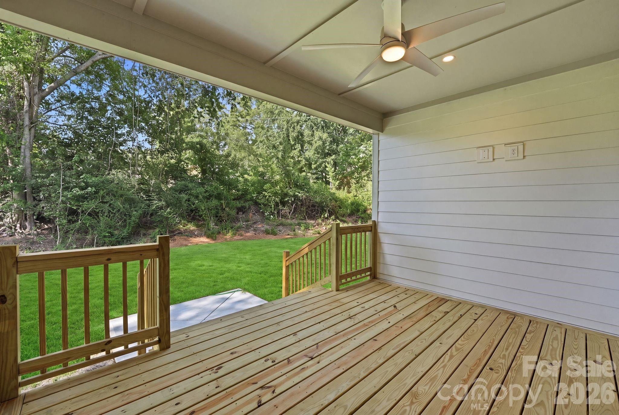 2315 Chateau Court