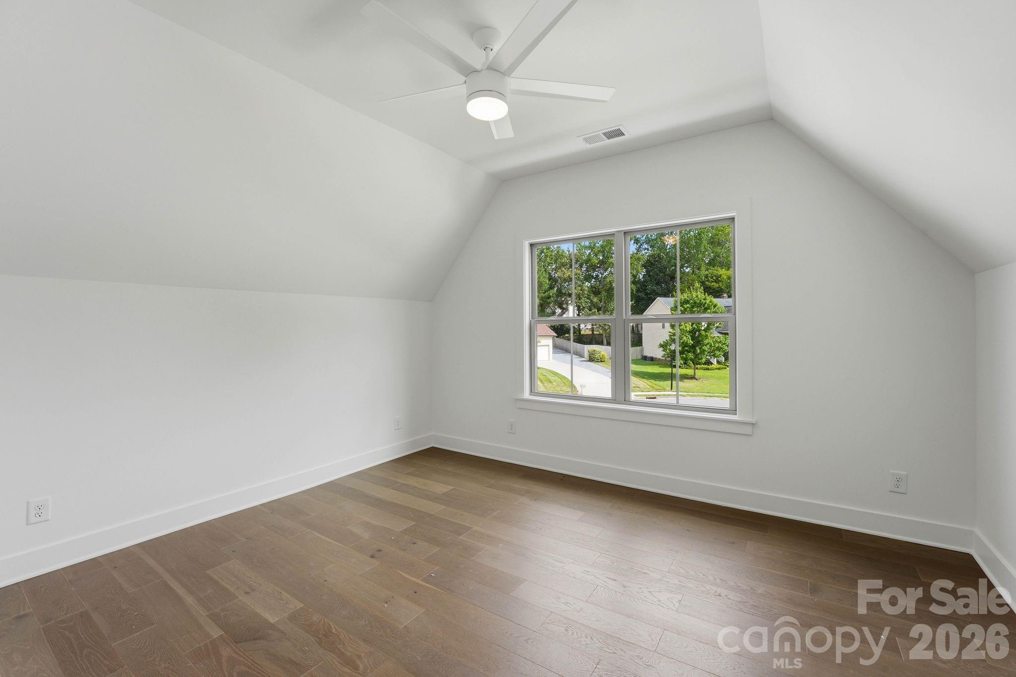 2315 Chateau Court