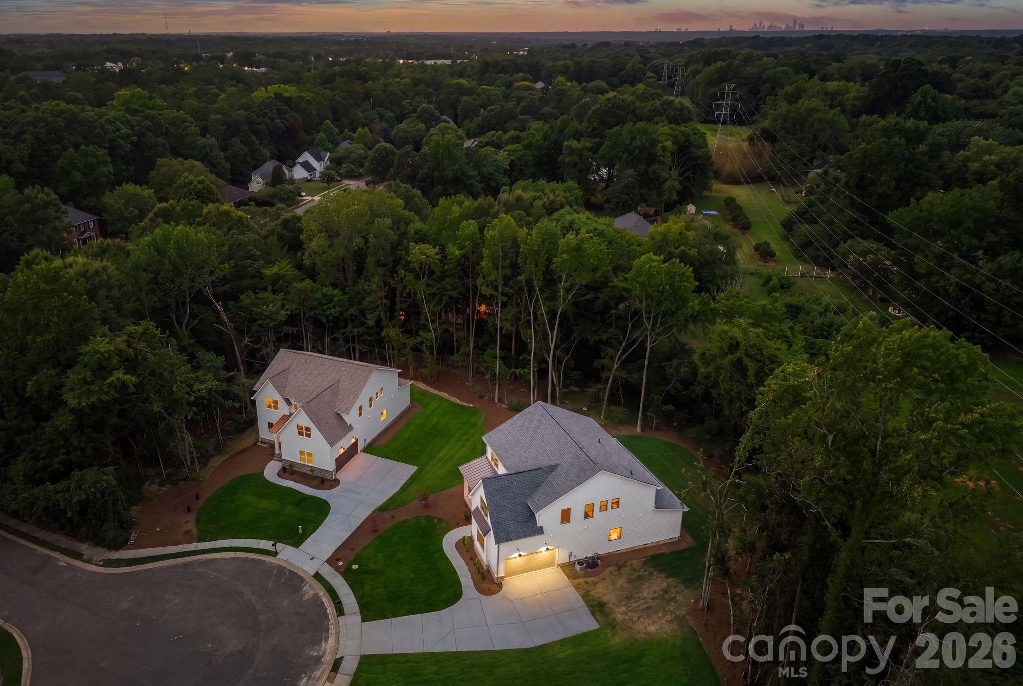 2315 Chateau Court