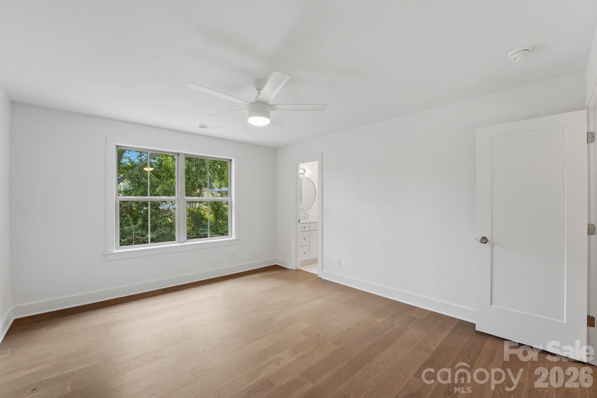 2315 Chateau Court