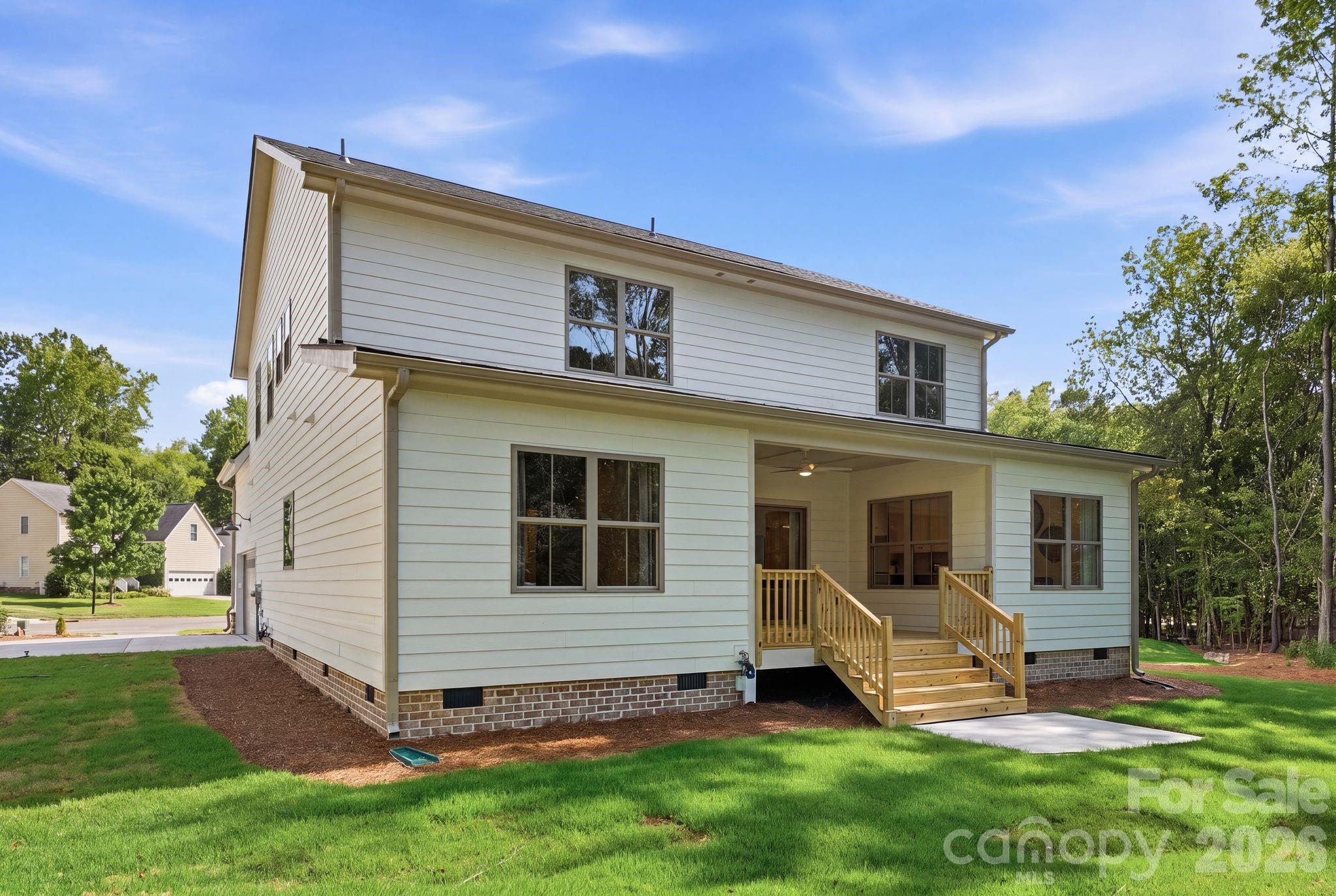 2315 Chateau Court