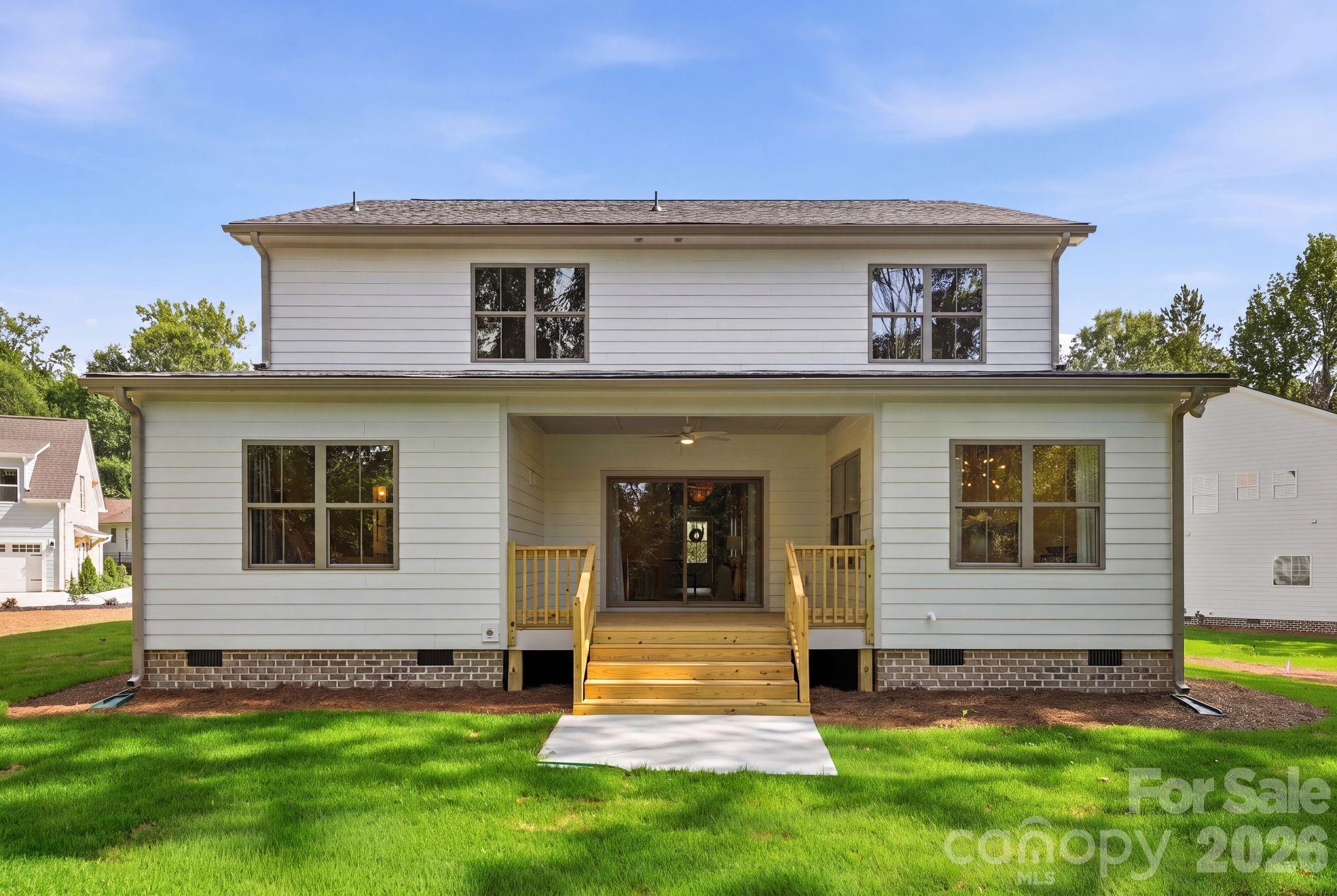 2315 Chateau Court