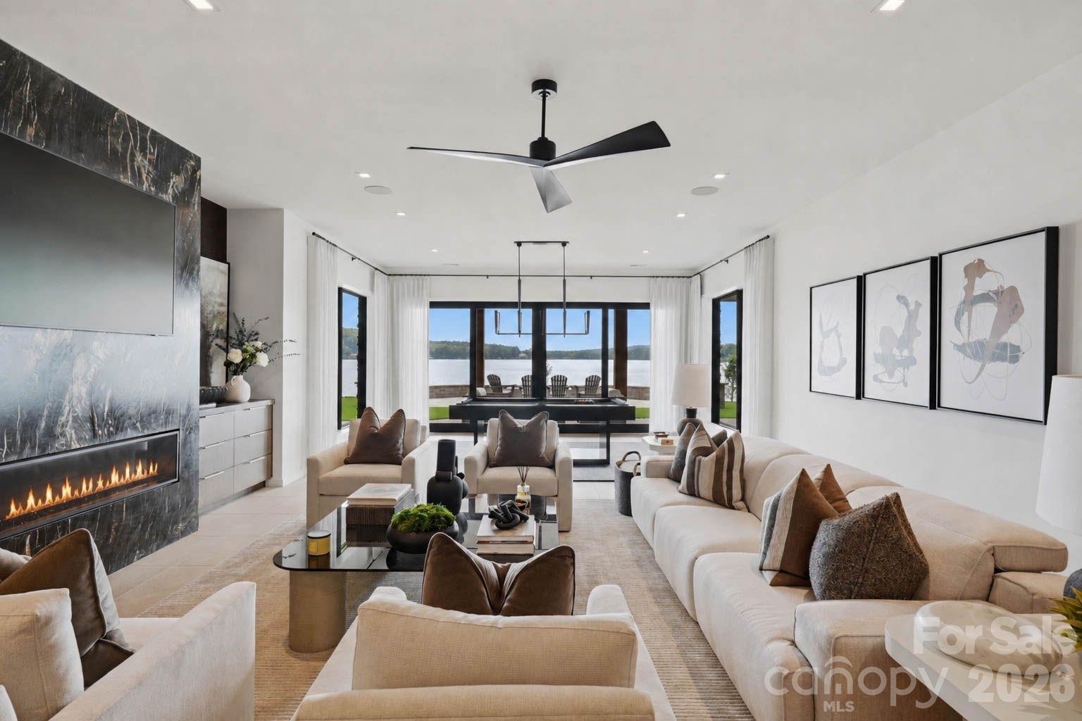123 Cove Point