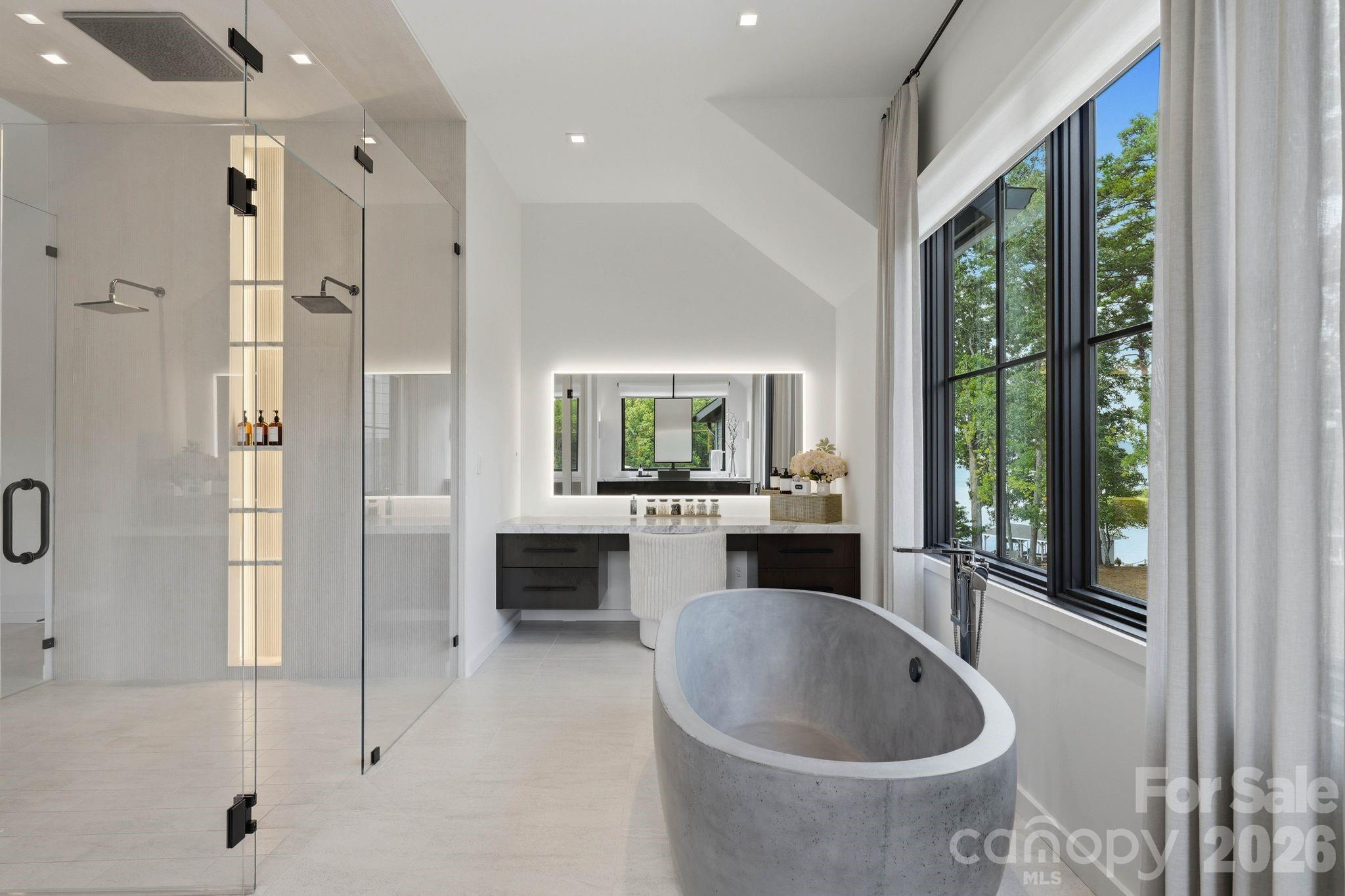 123 Cove Point