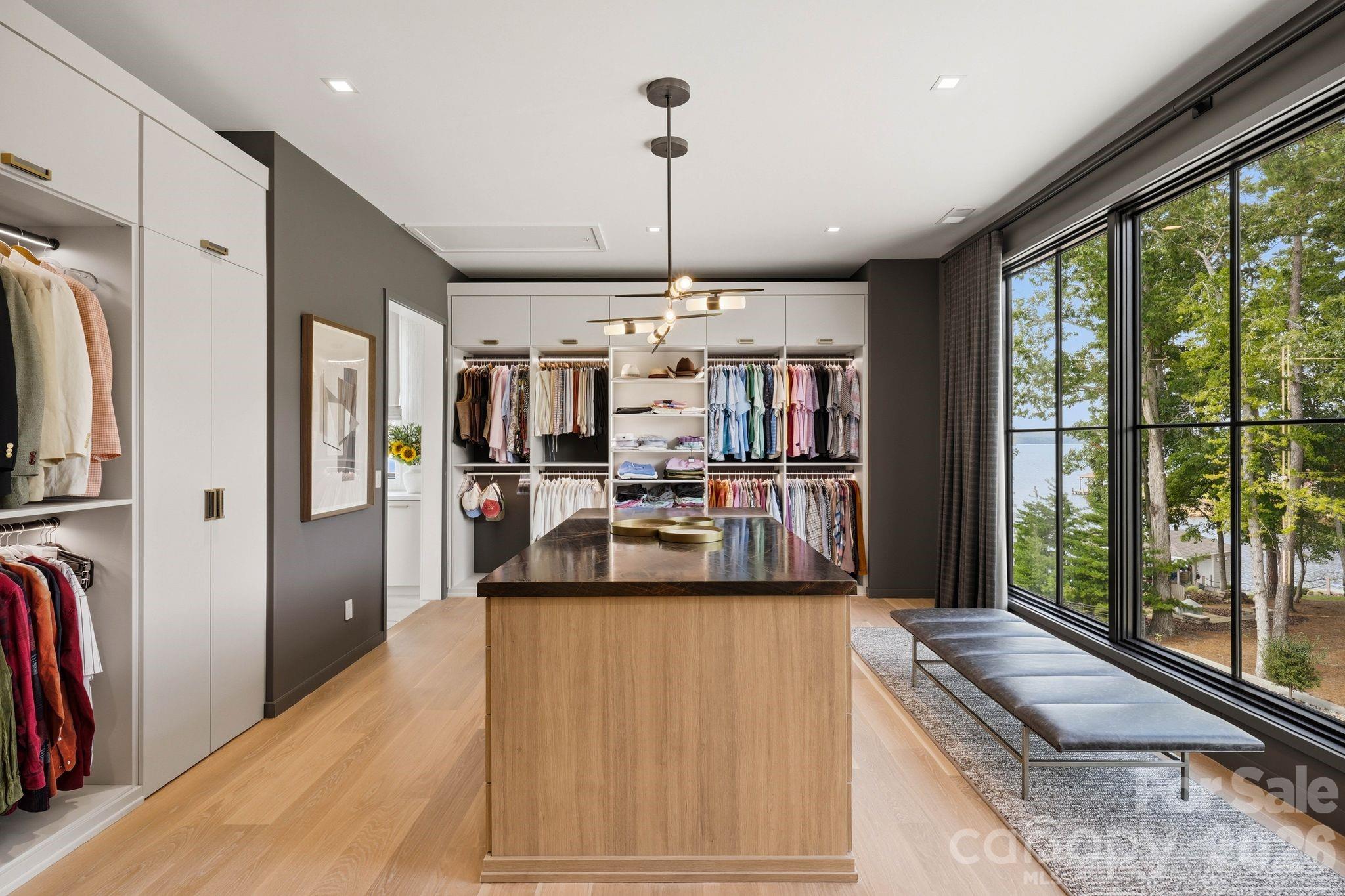 123 Cove Point