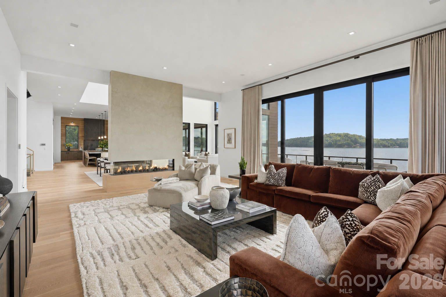 123 Cove Point