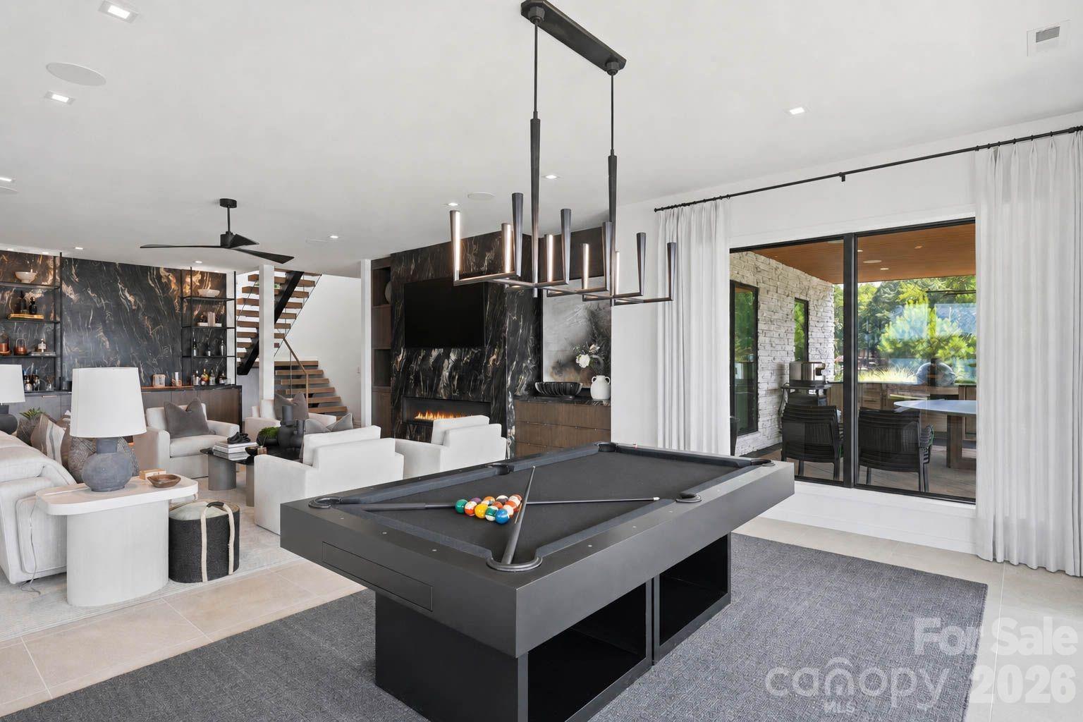 123 Cove Point