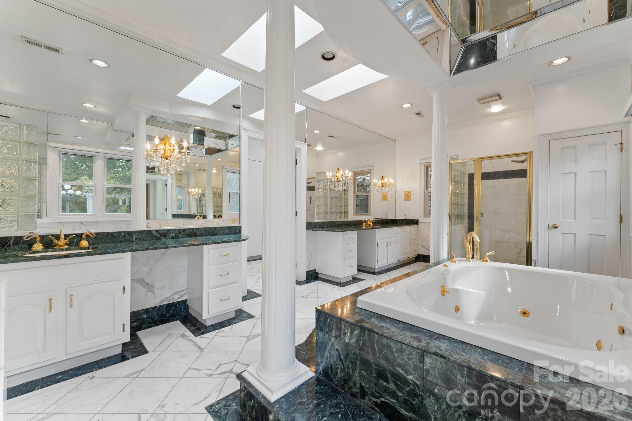 3452 Sharon Road