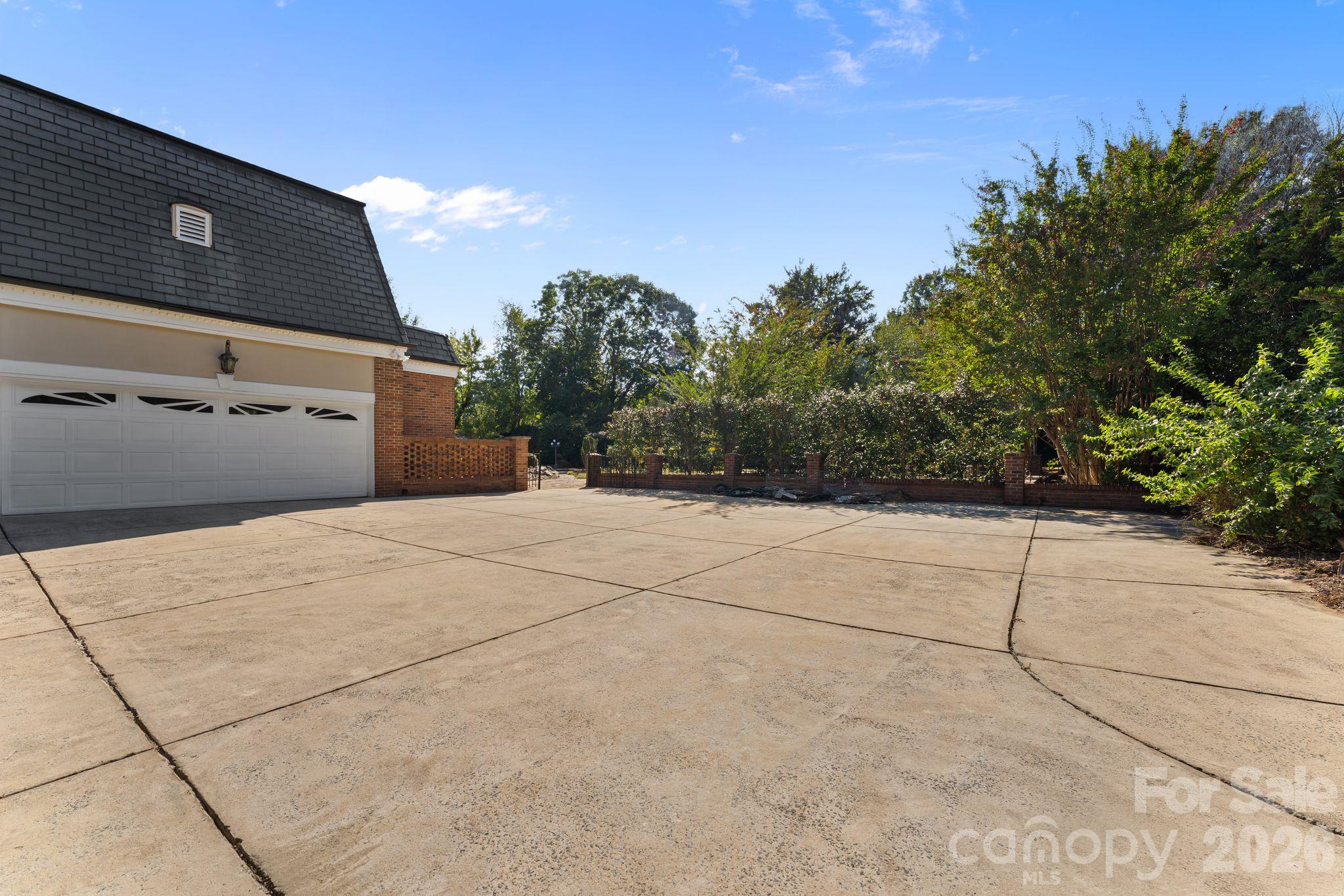 3452 Sharon Road