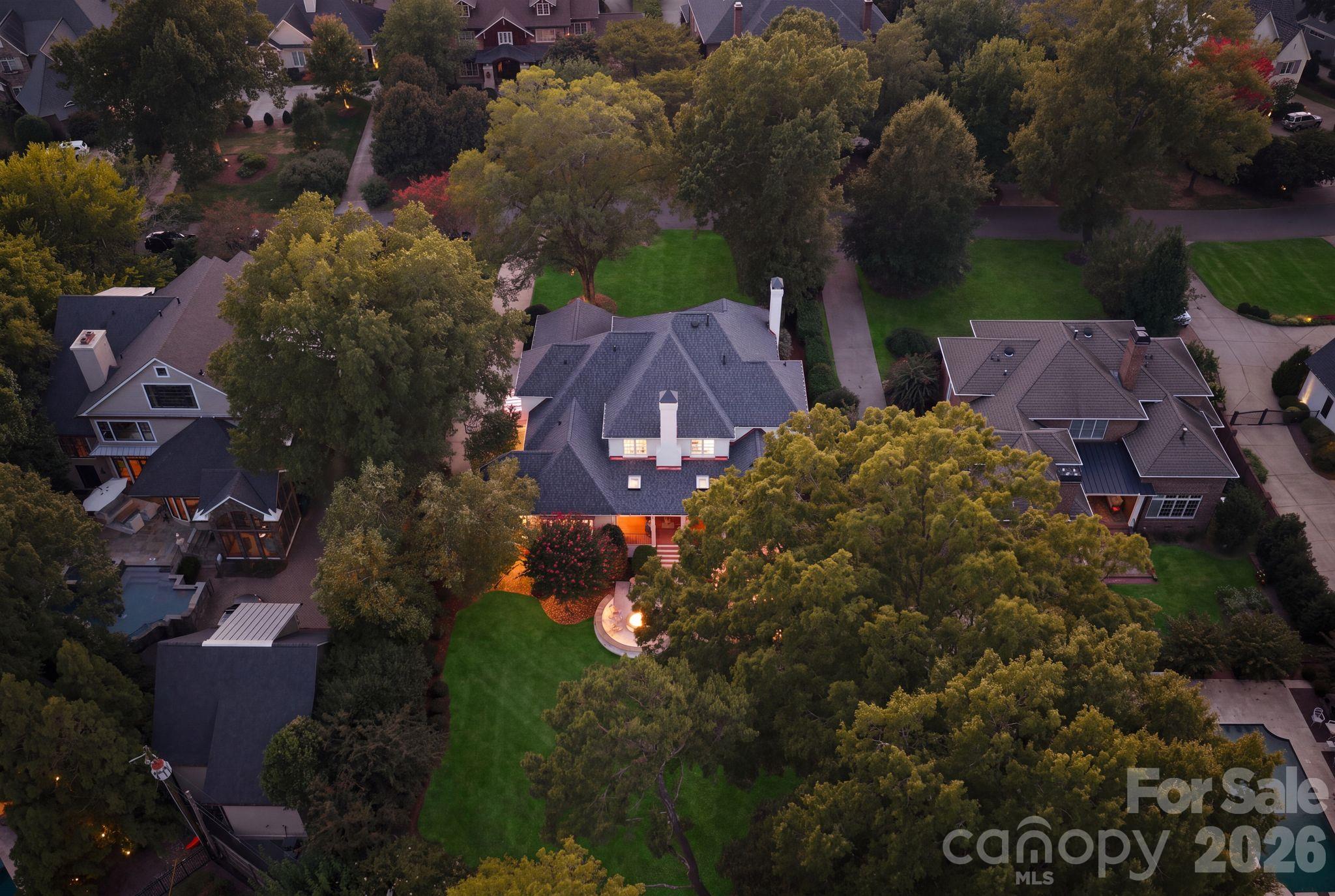 2419 Overhill Road