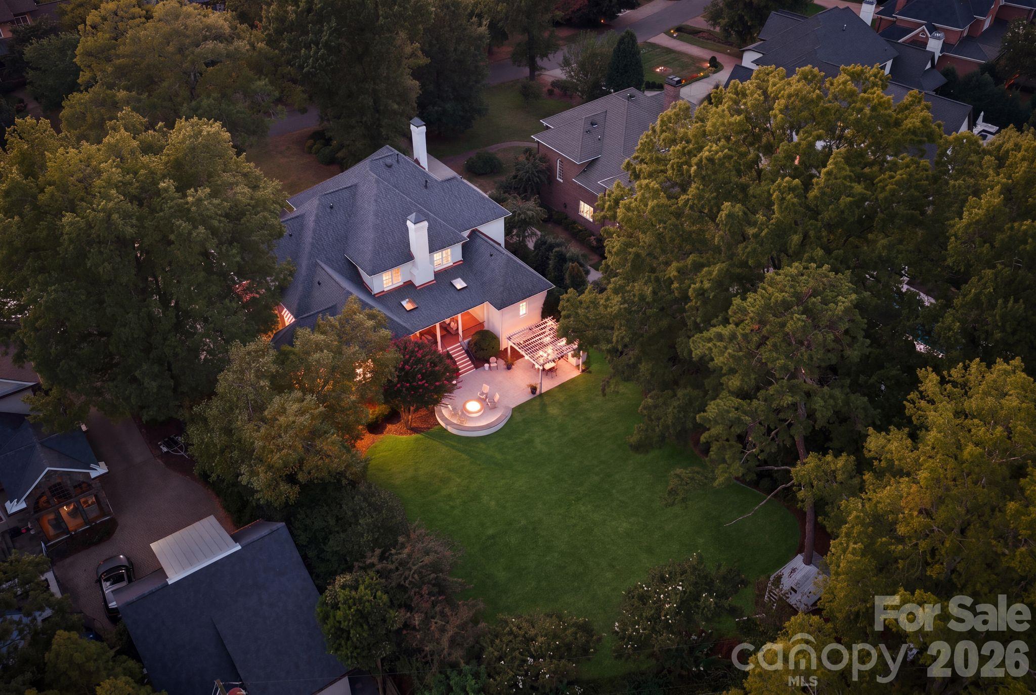 2419 Overhill Road
