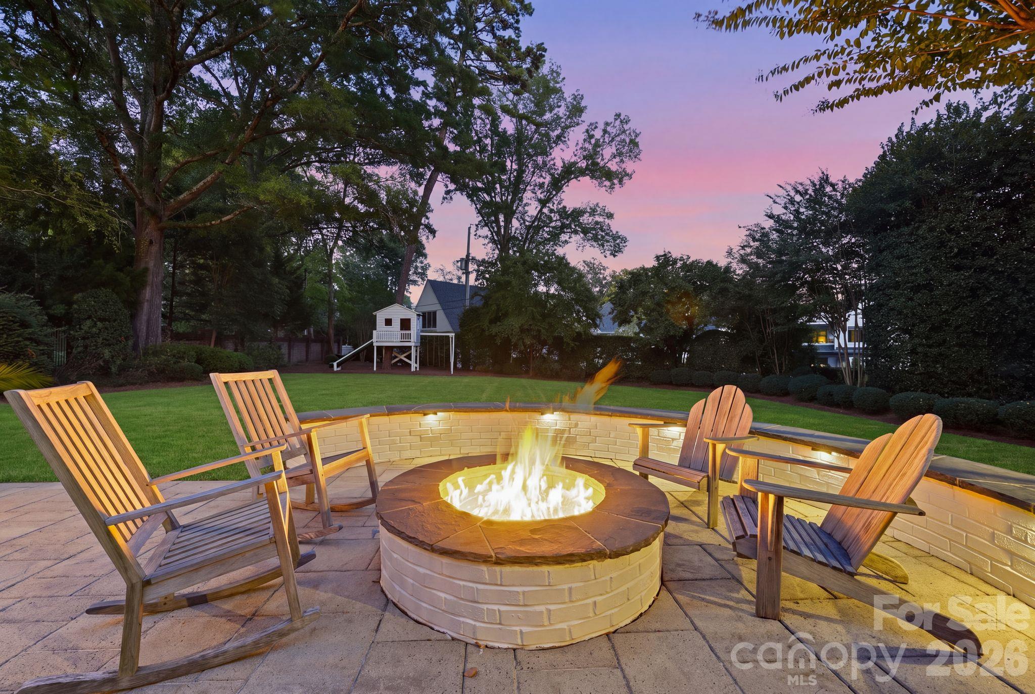 2419 Overhill Road