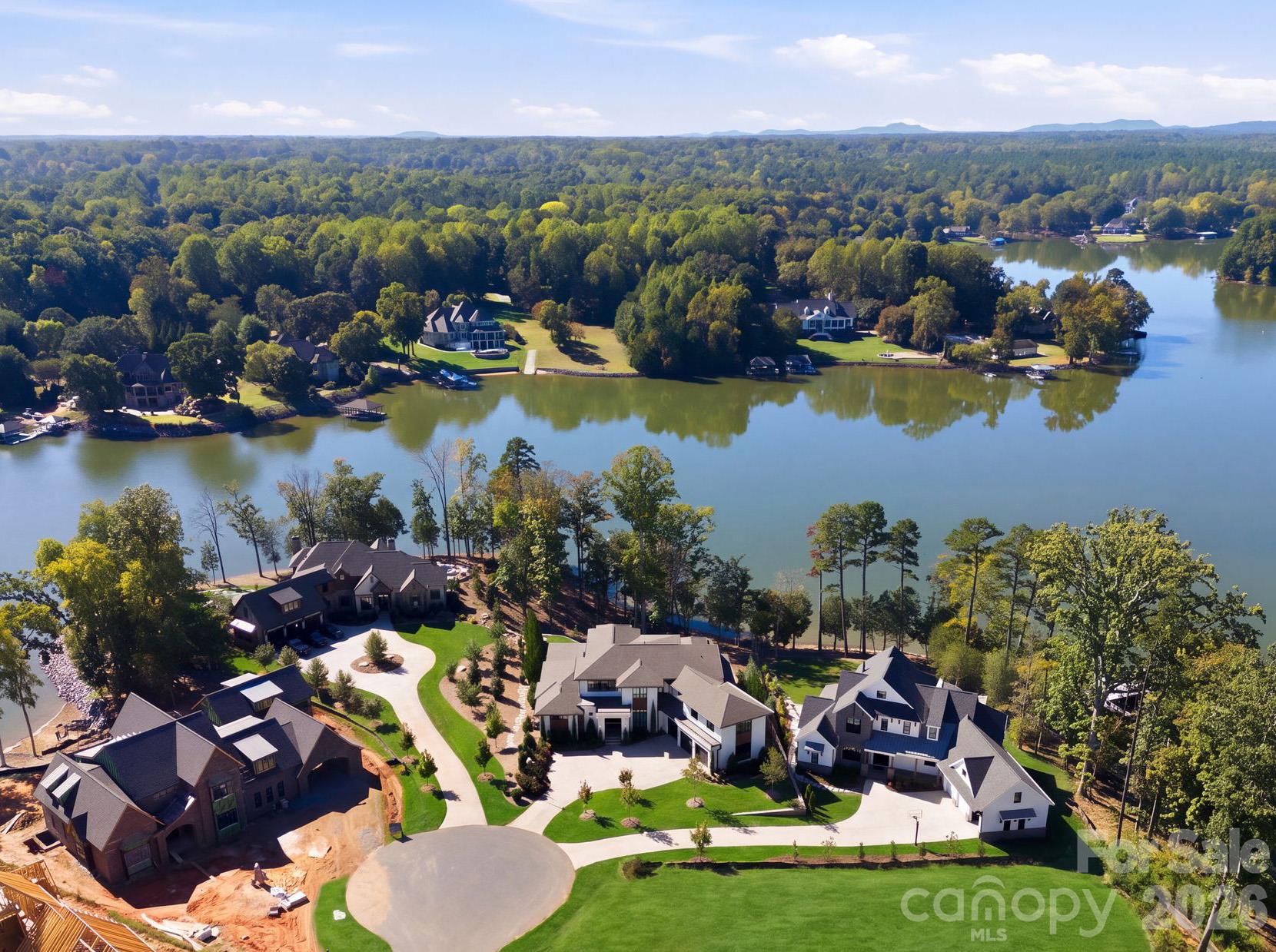 1016 Timberlake Point