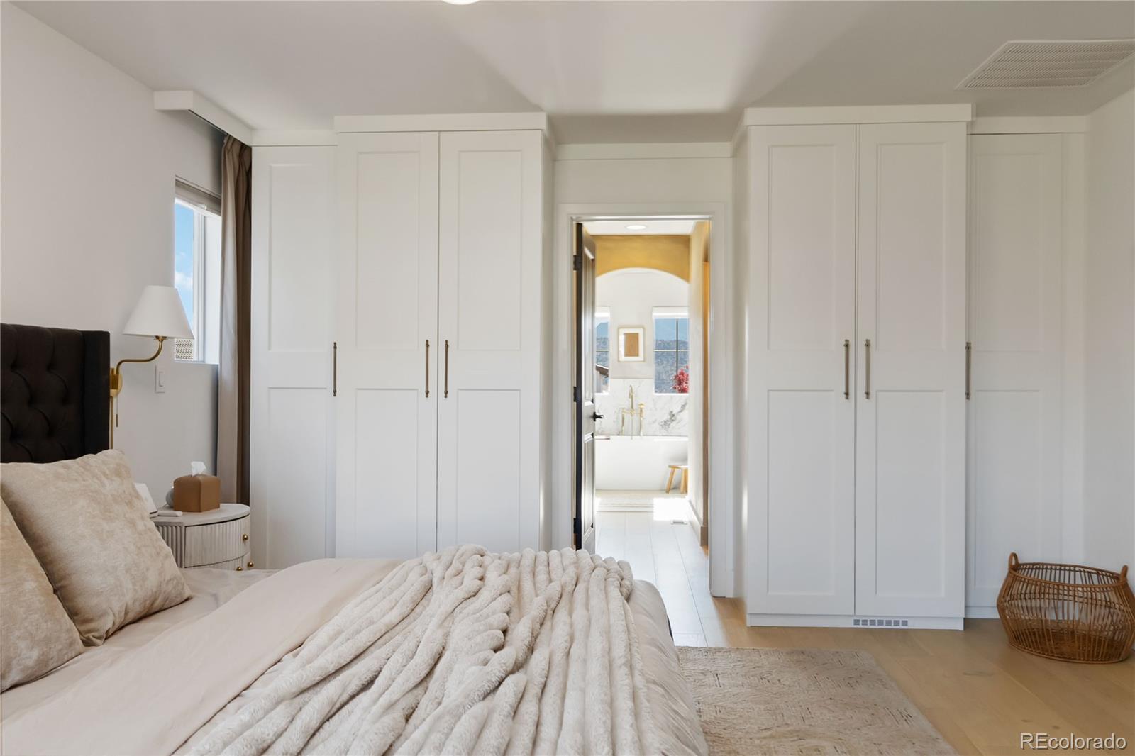 15295 W Baker Avenue