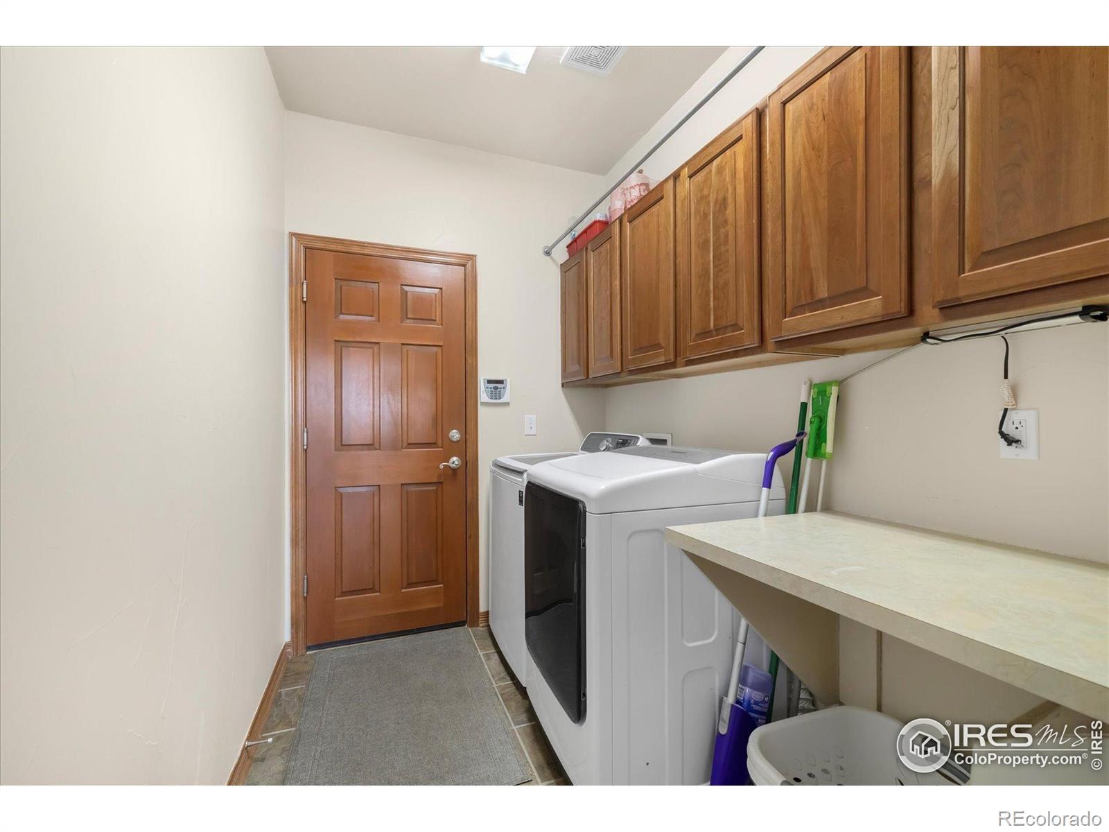 10044 E 146th Place