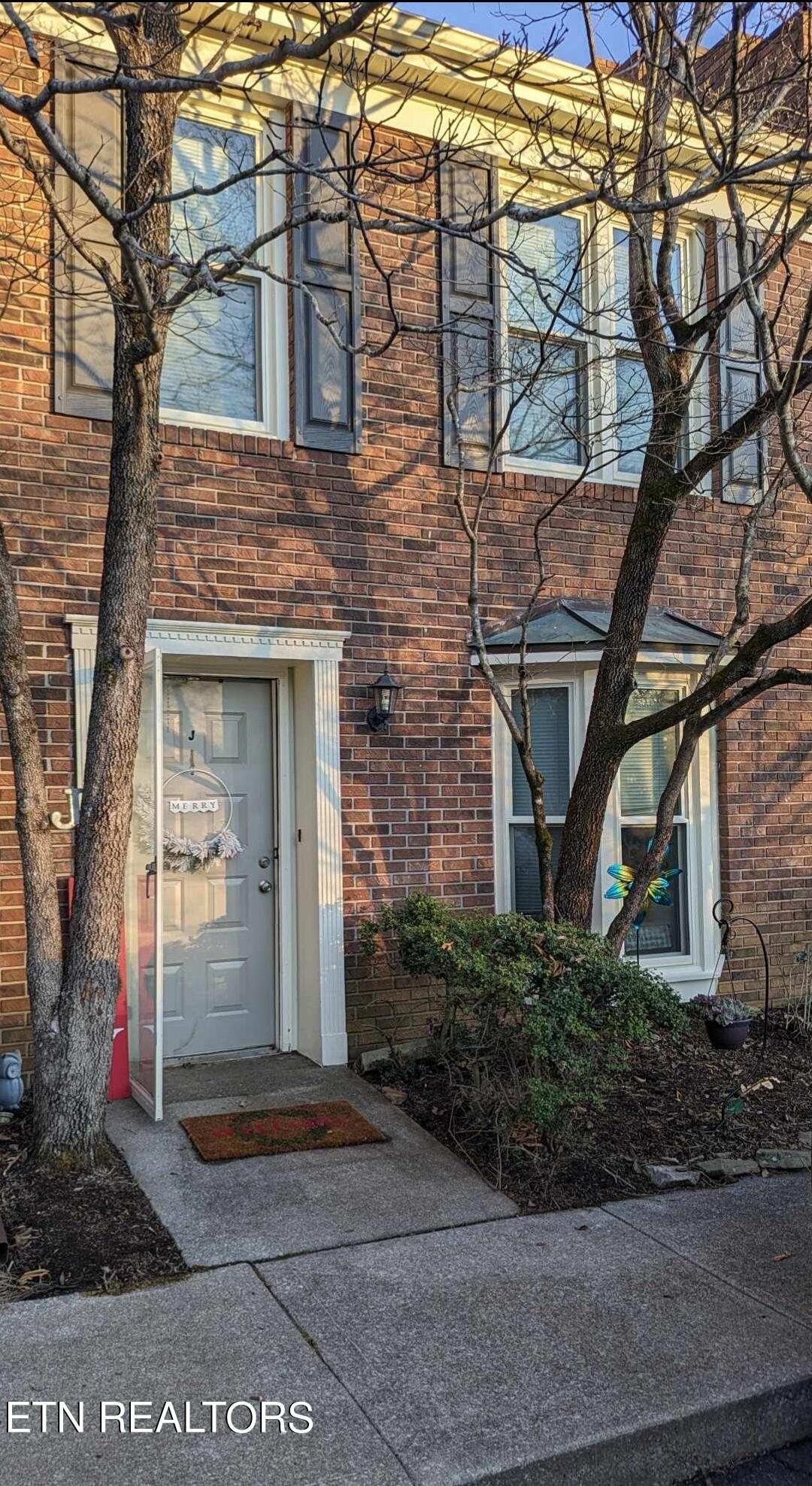 130 Durwood Rd, UNIT J