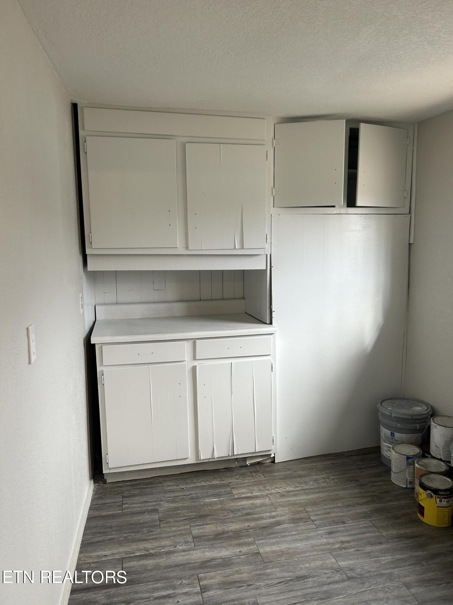 1806 Worth St