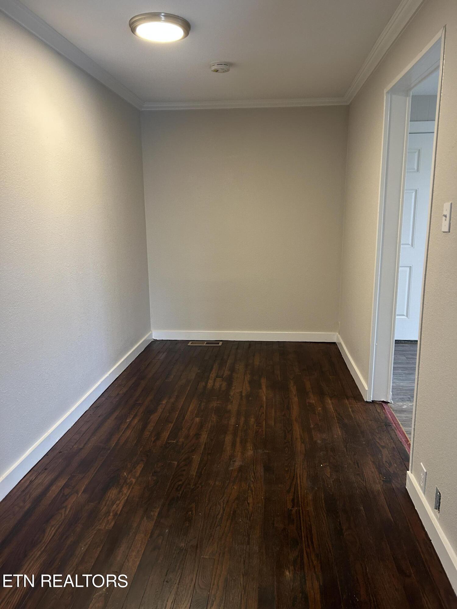 1806 Worth St