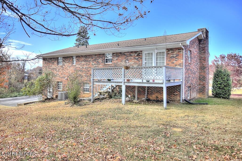 414 Pinebark Drive