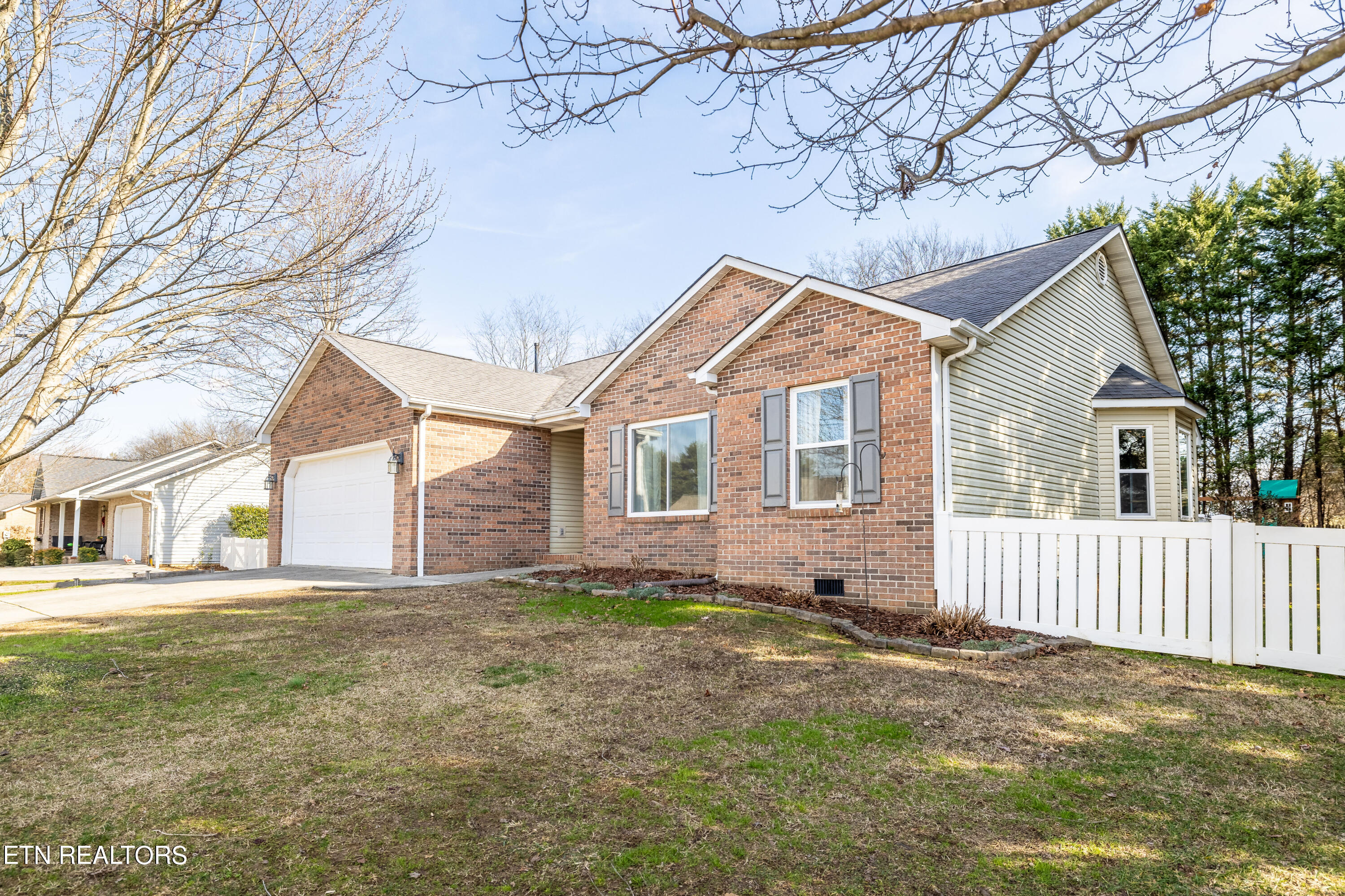 708 Chapelwood Circle