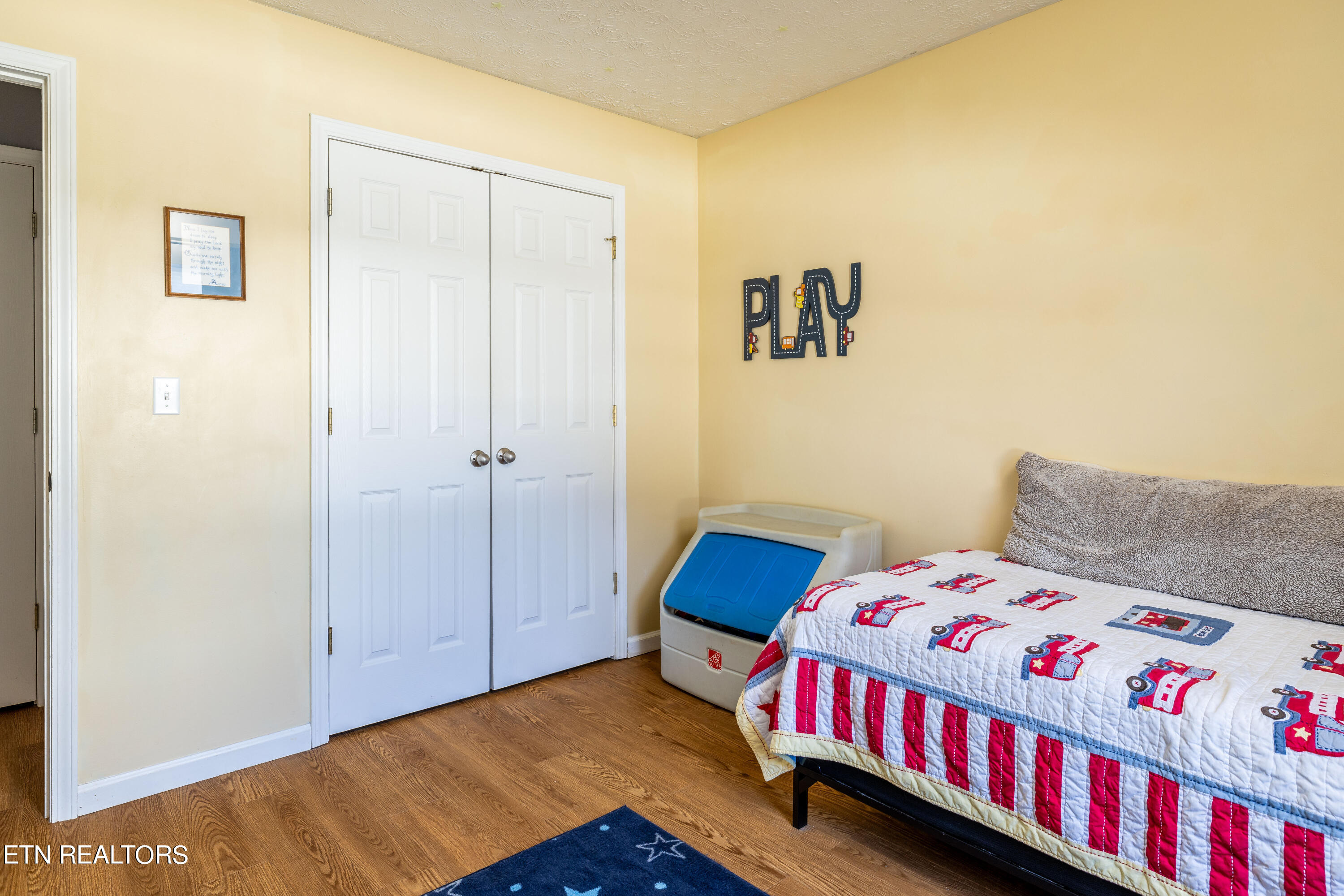 708 Chapelwood Circle