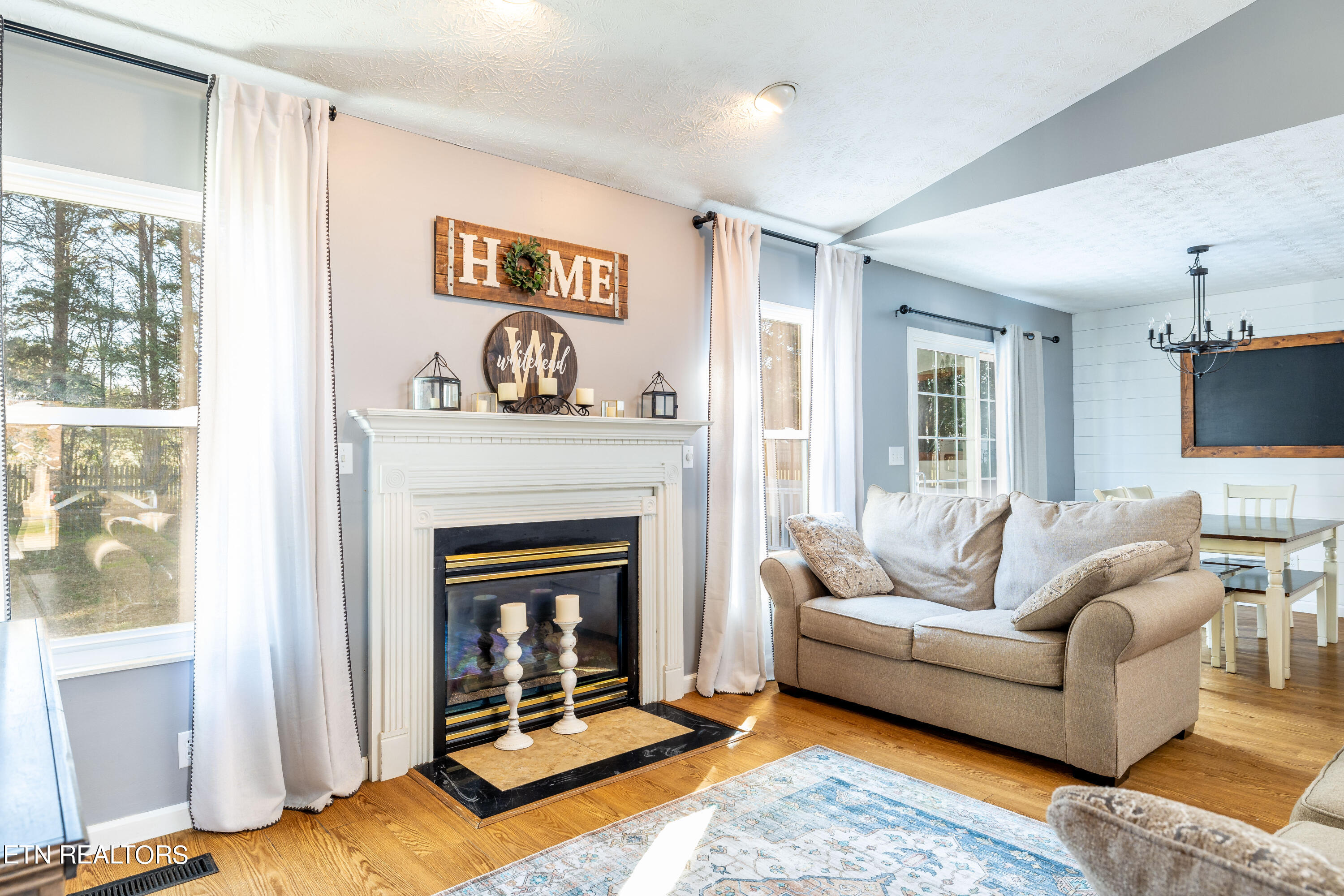 708 Chapelwood Circle