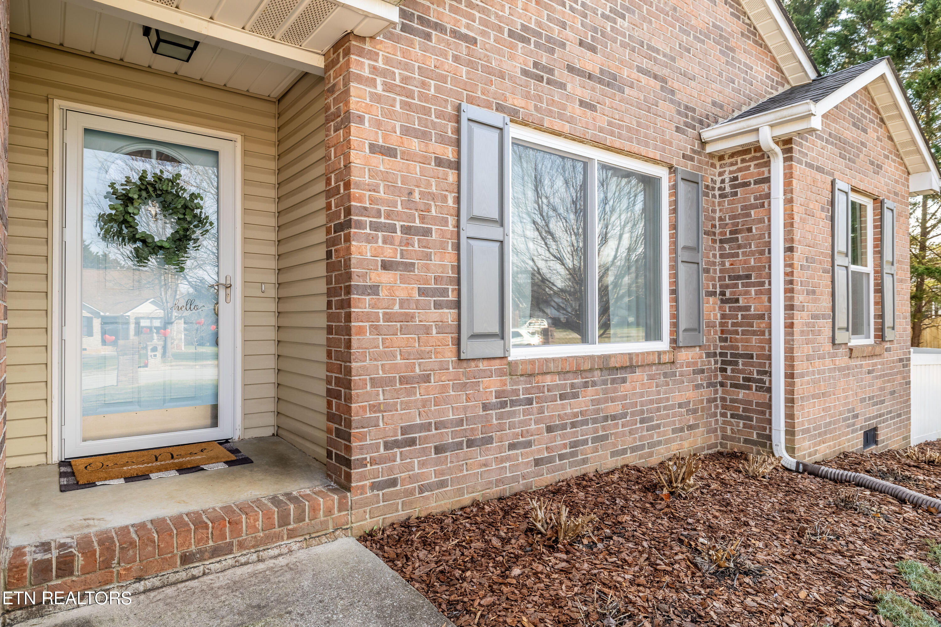 708 Chapelwood Circle
