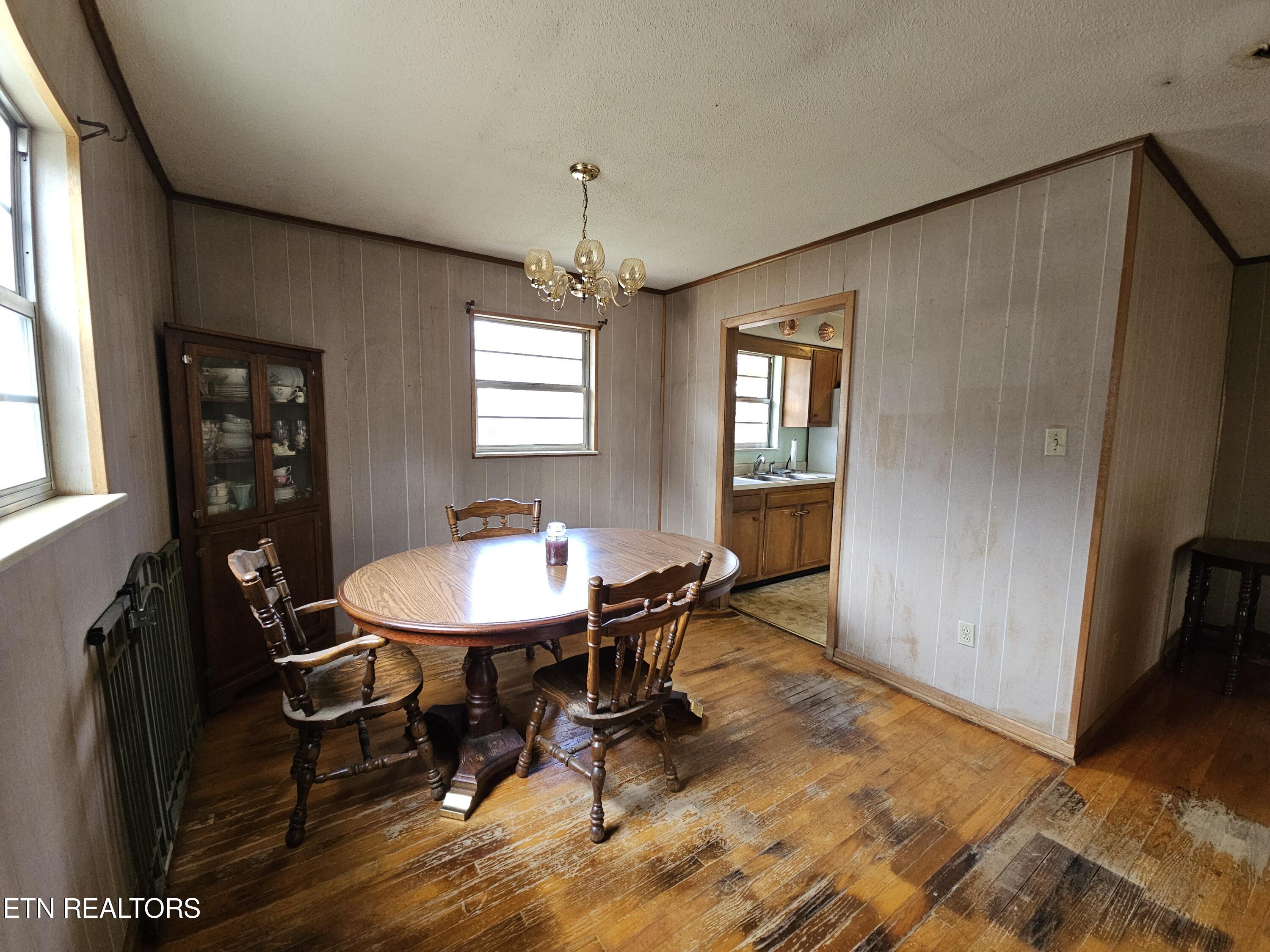 2229 Tooles Bend Rd