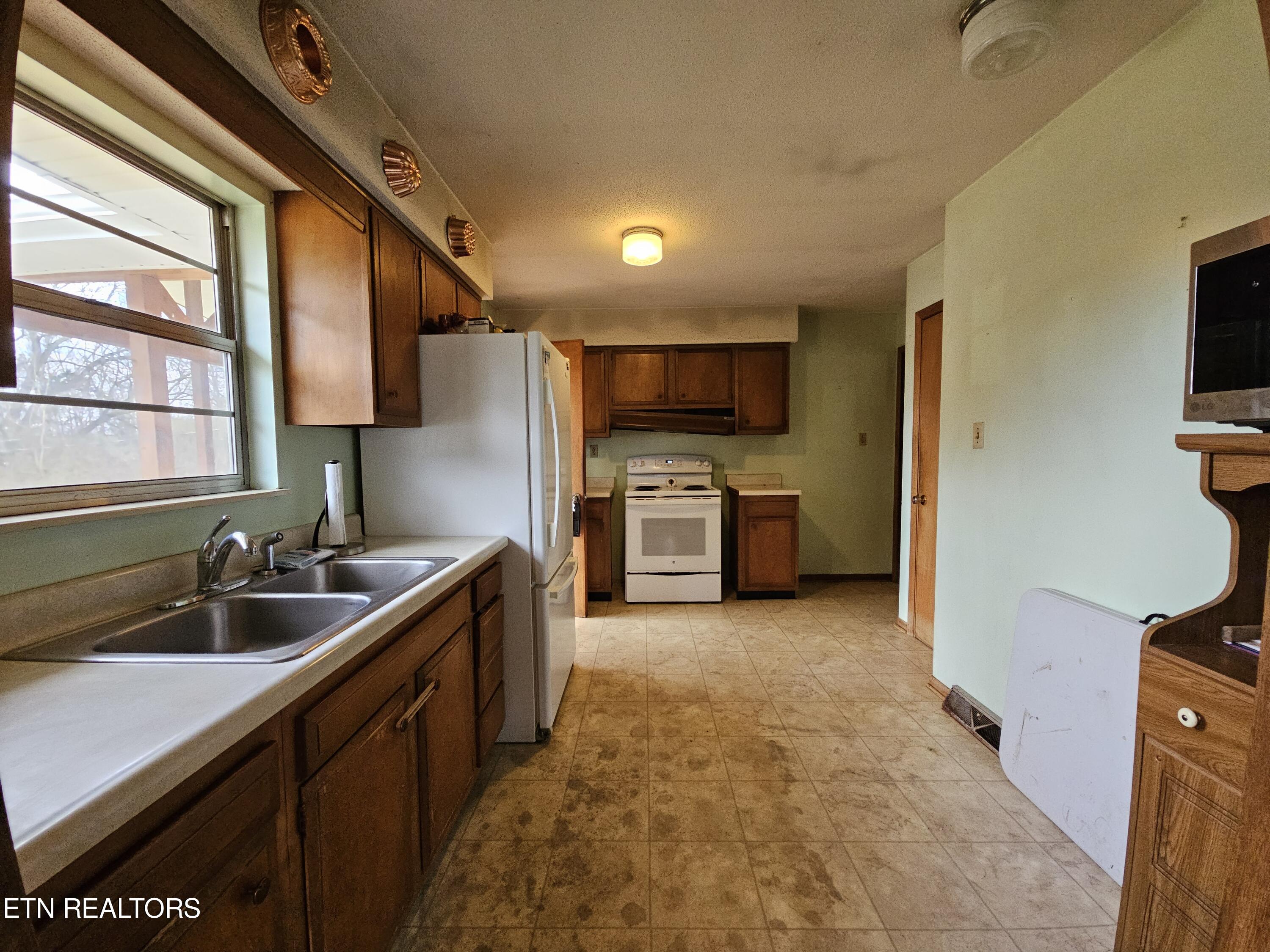 2229 Tooles Bend Rd