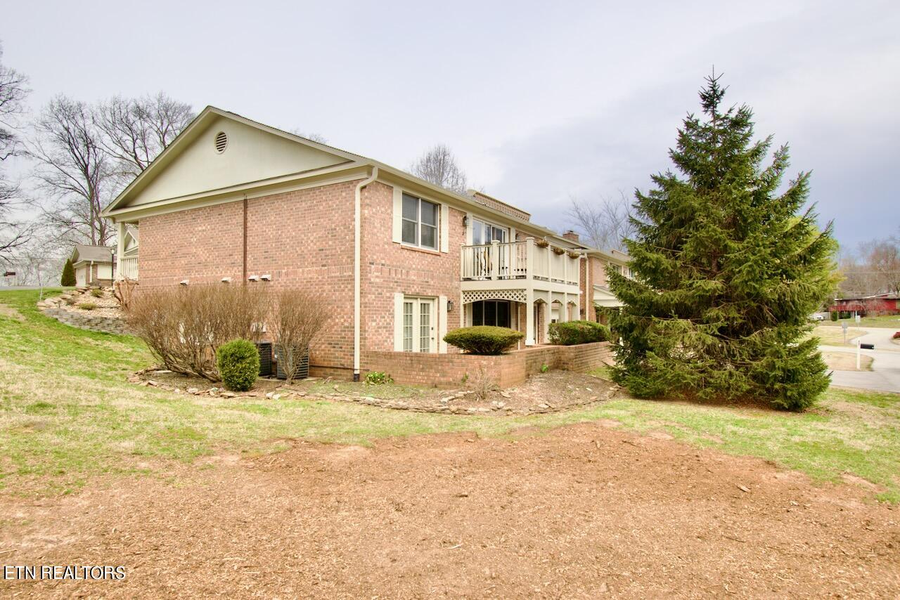 603 Selkirk Drive