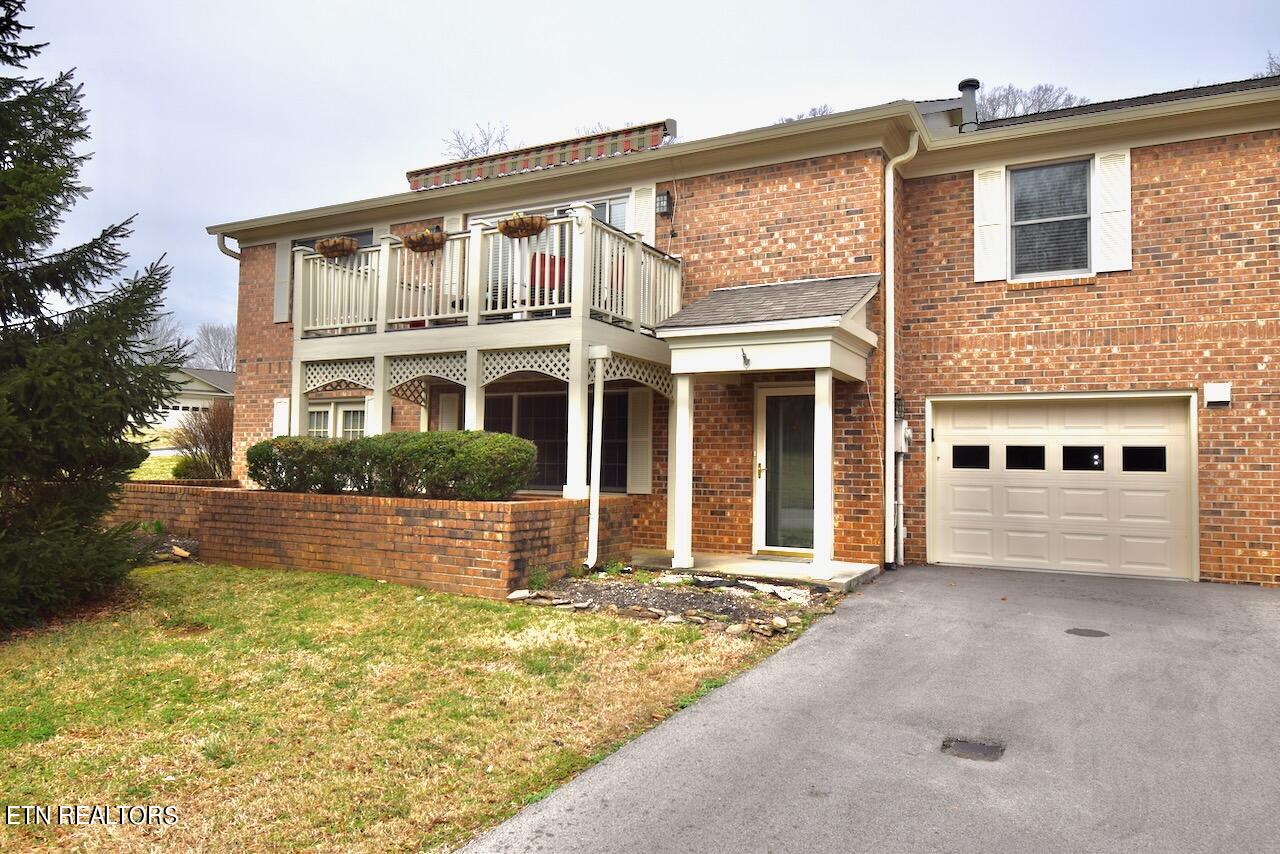 603 Selkirk Drive