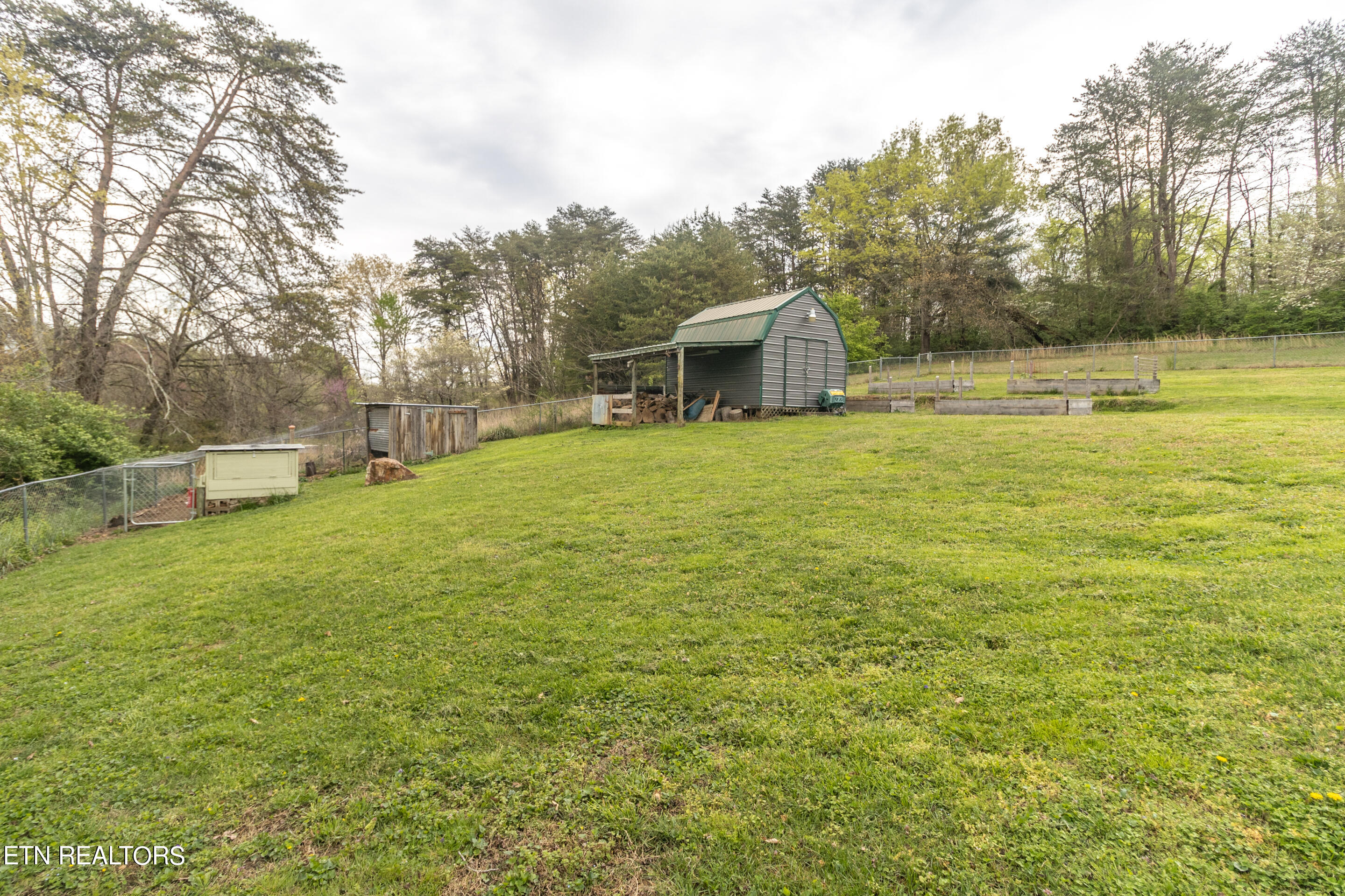 3304 Arthur Walker Rd