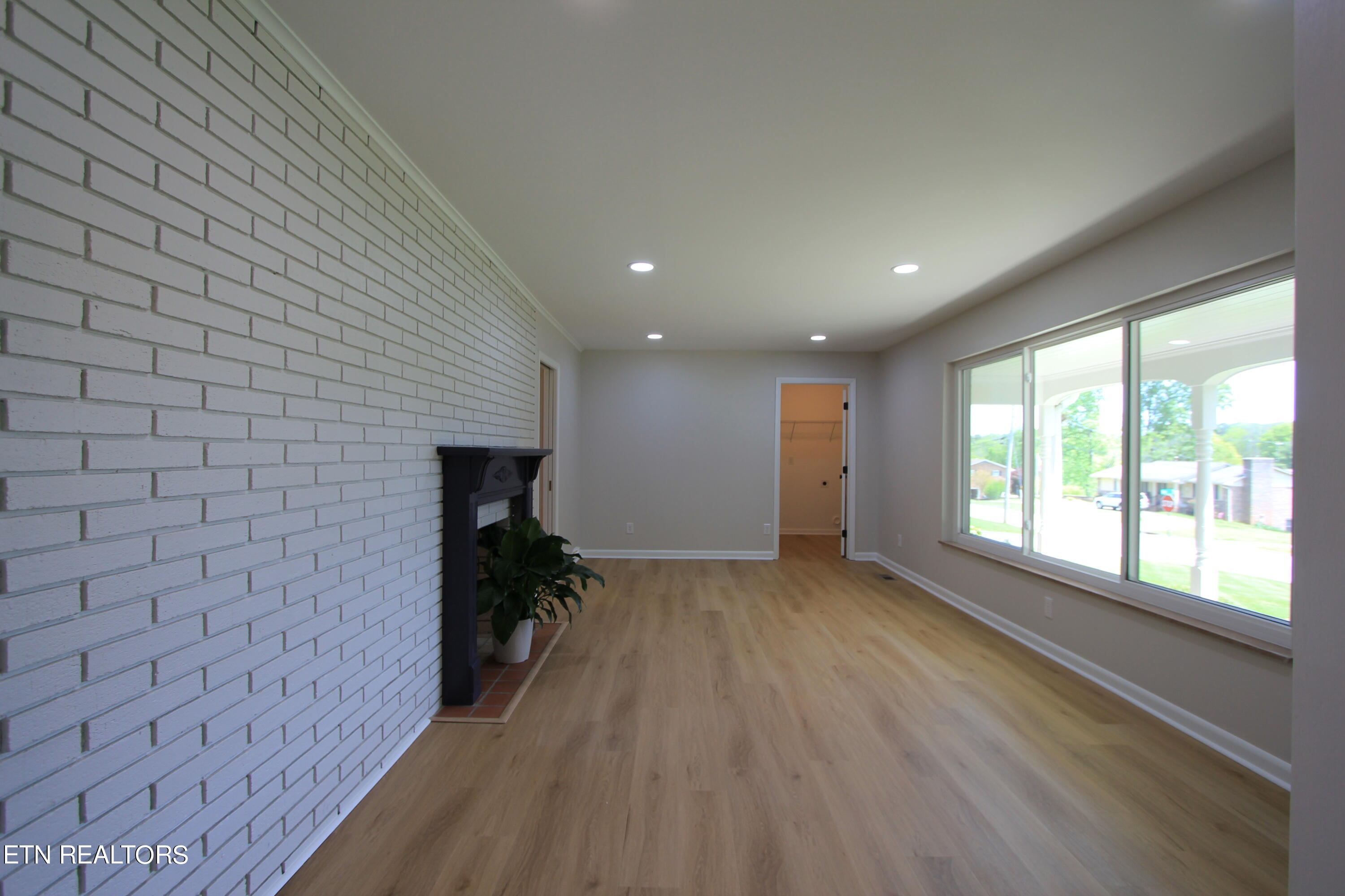 1001 Willow Drive