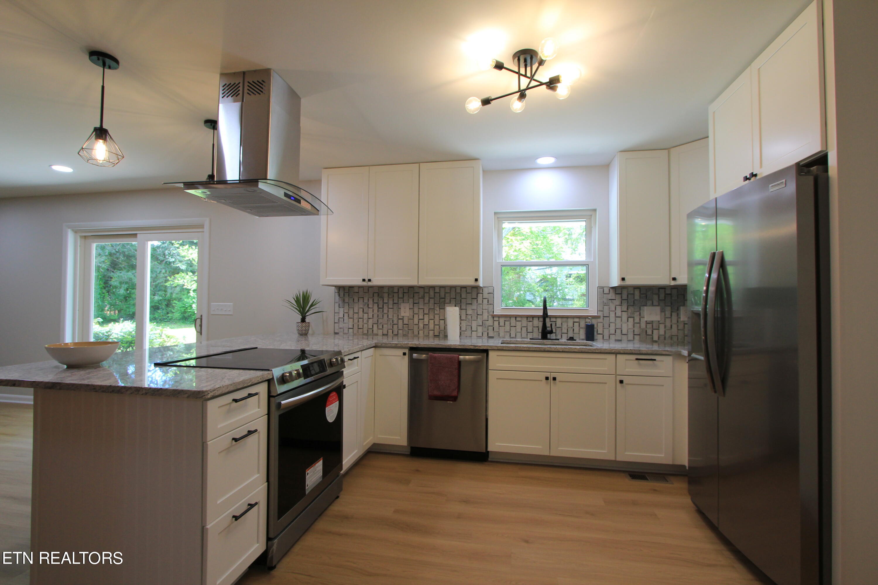 1001 Willow Drive
