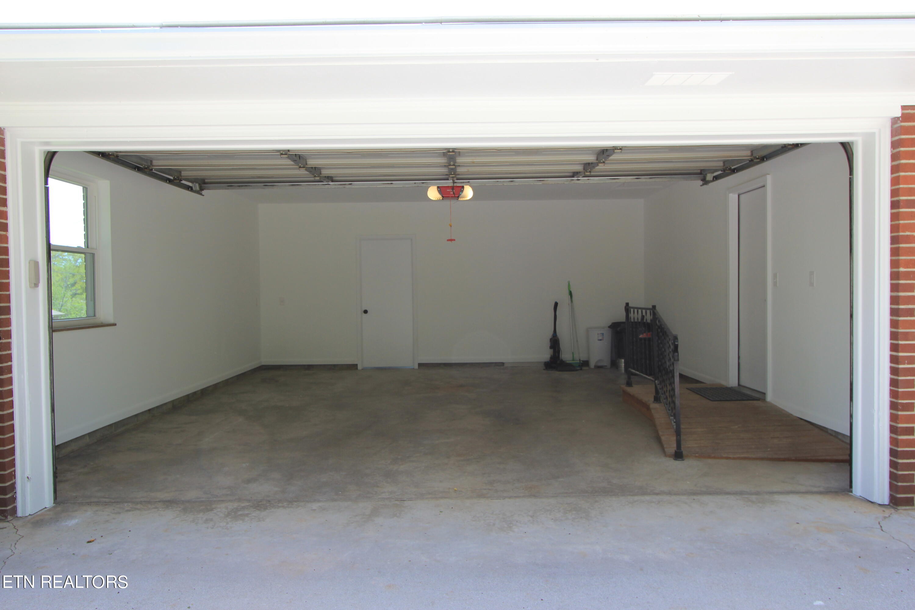 1001 Willow Drive