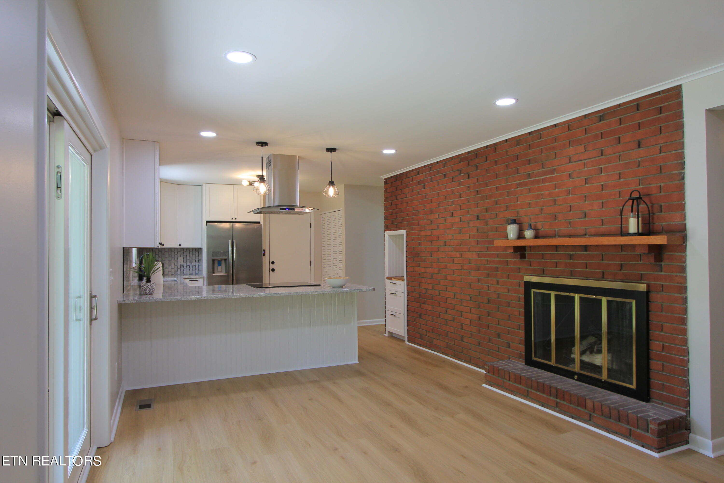 1001 Willow Drive