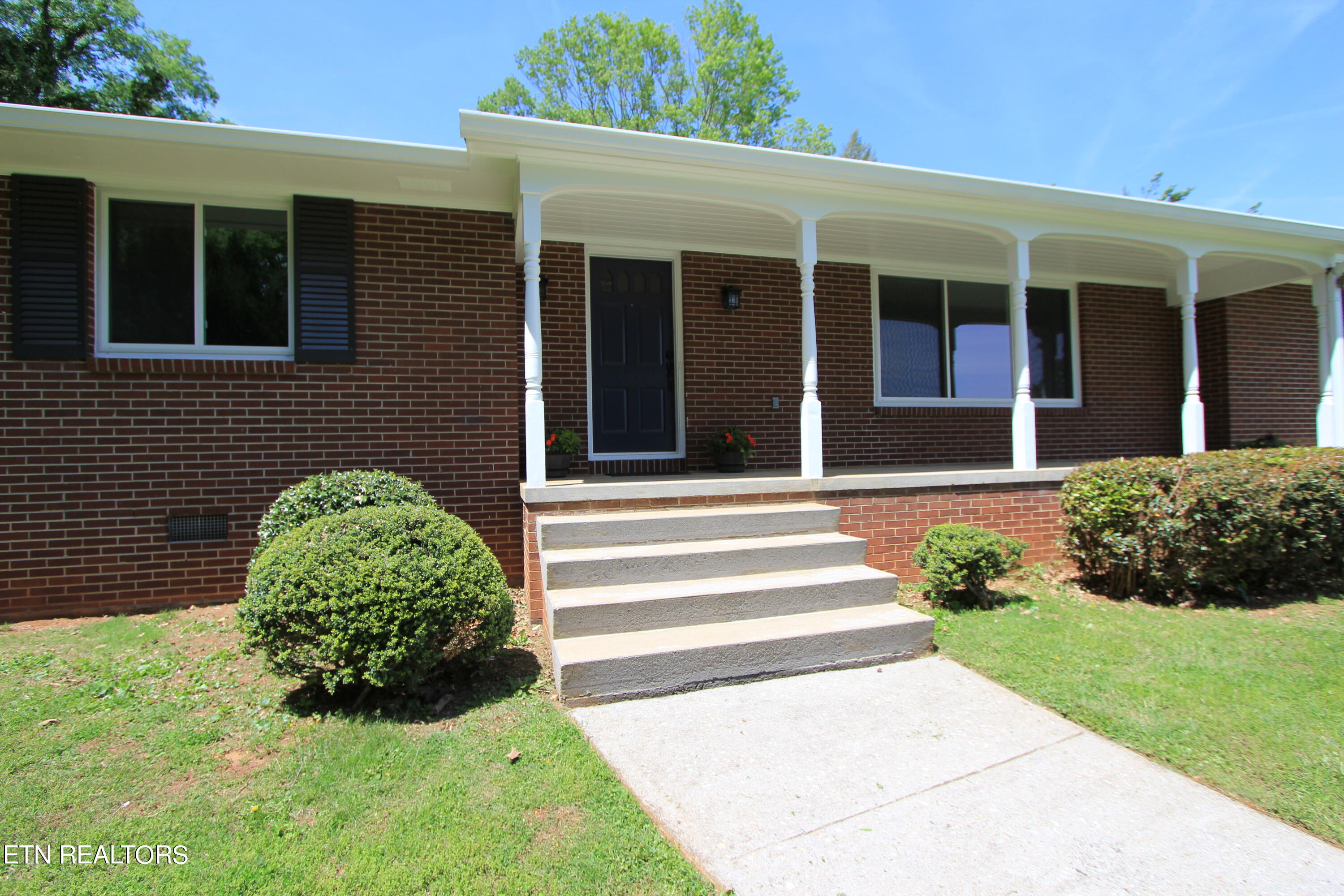 1001 Willow Drive