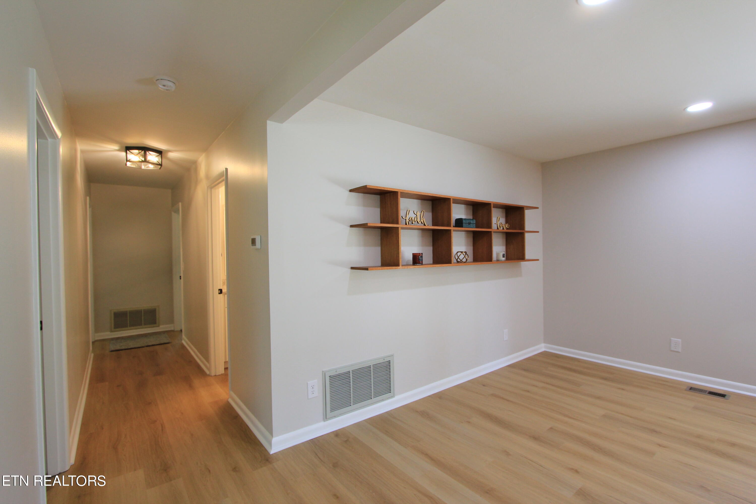 1001 Willow Drive