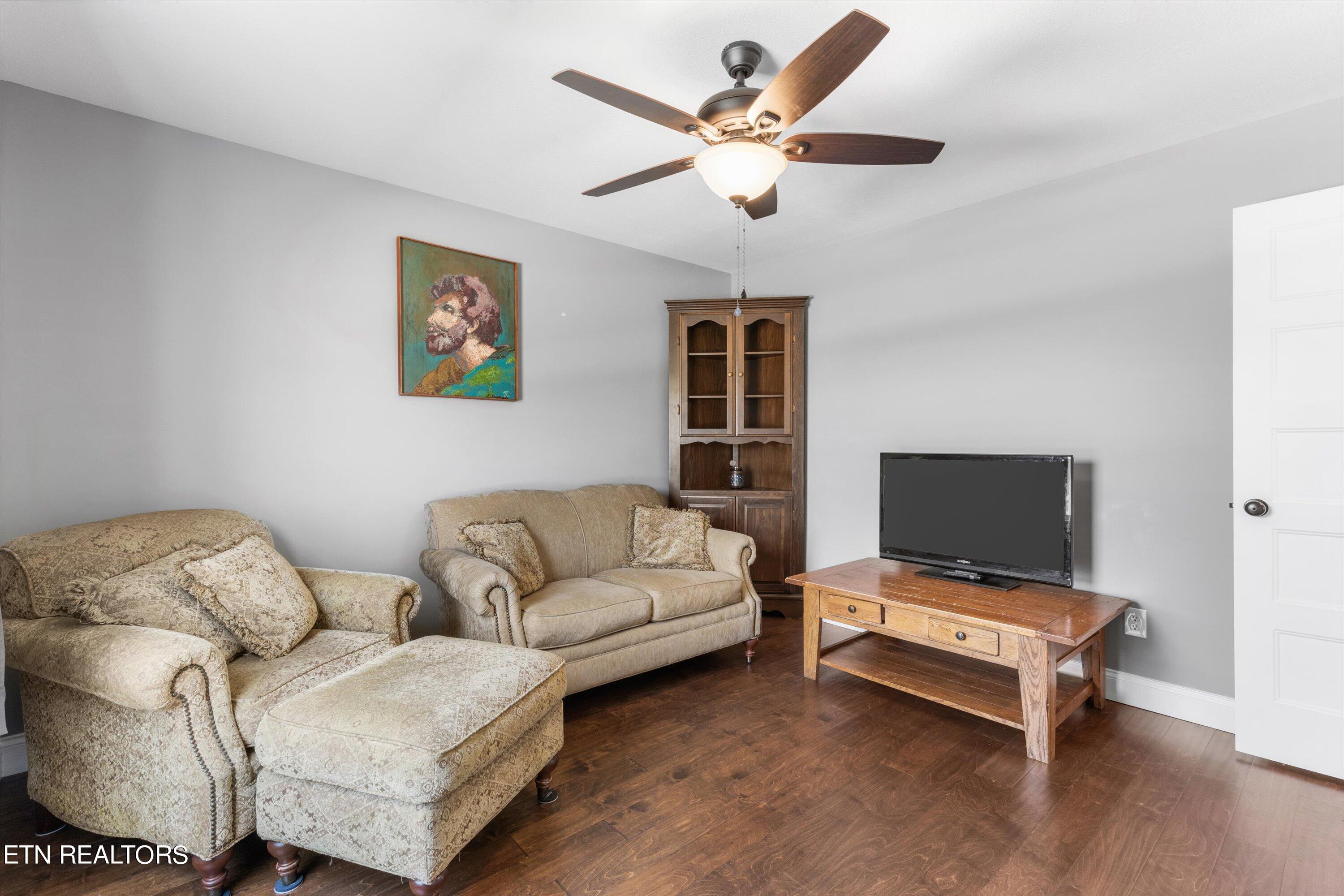 430 Murphy Rd