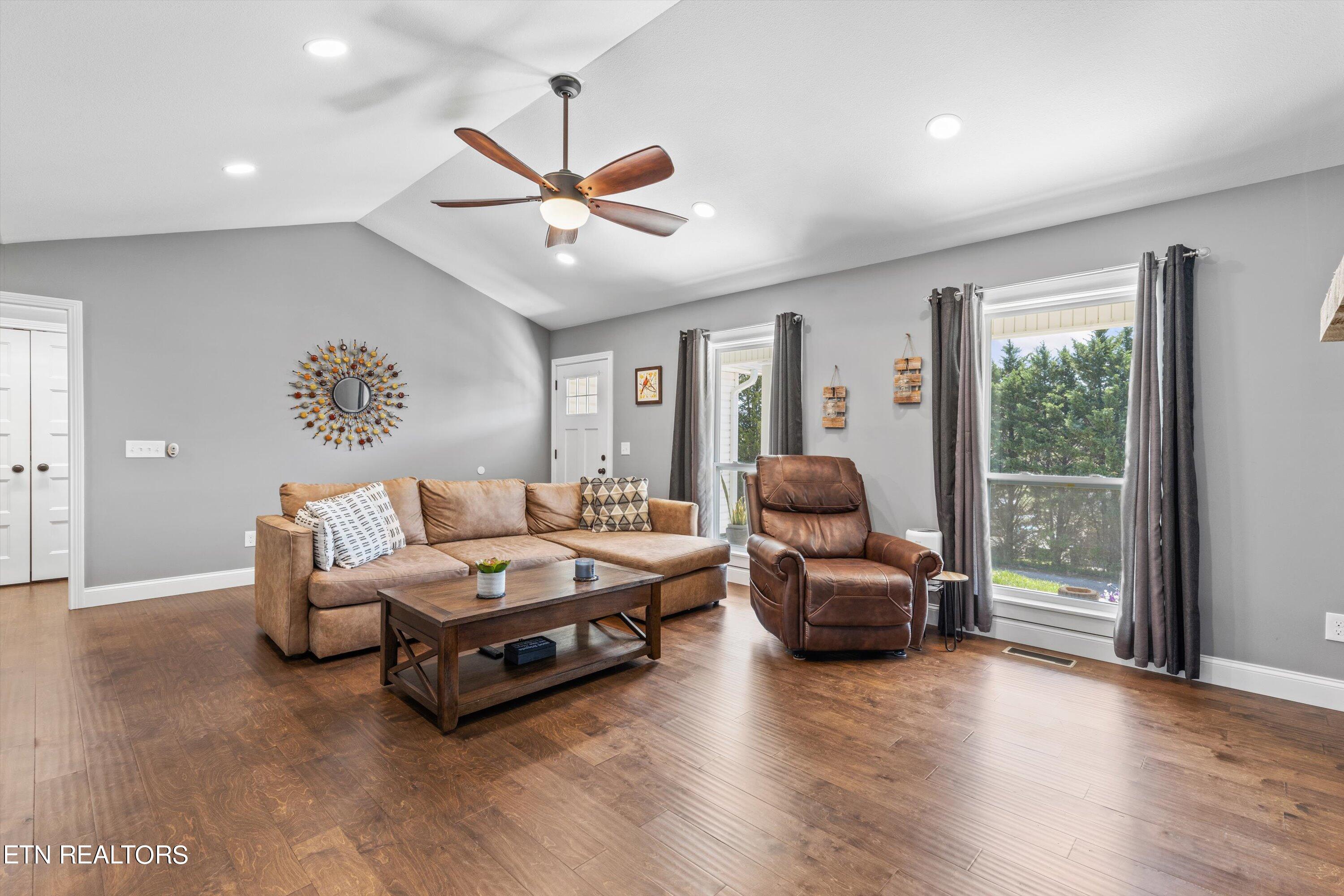 430 Murphy Rd