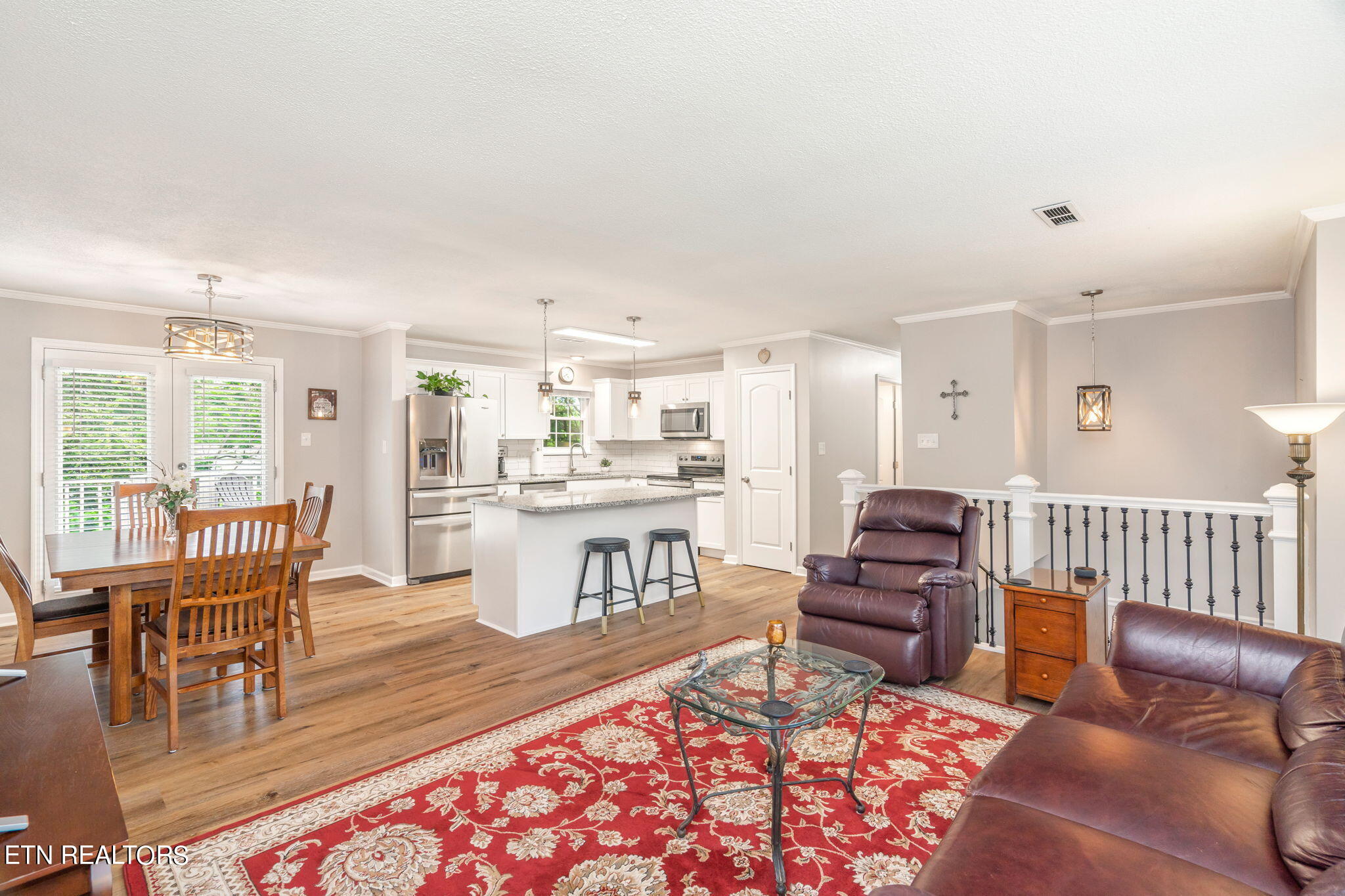 233 Amesbury Rd