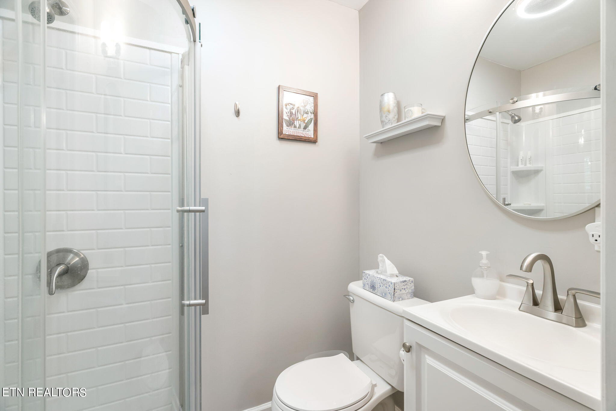233 Amesbury Rd