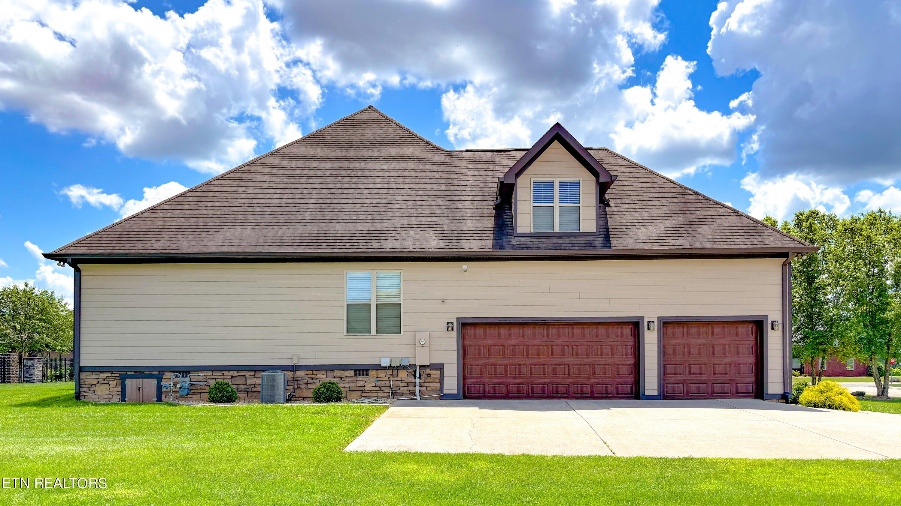 209 Wheatgrass Point Drive