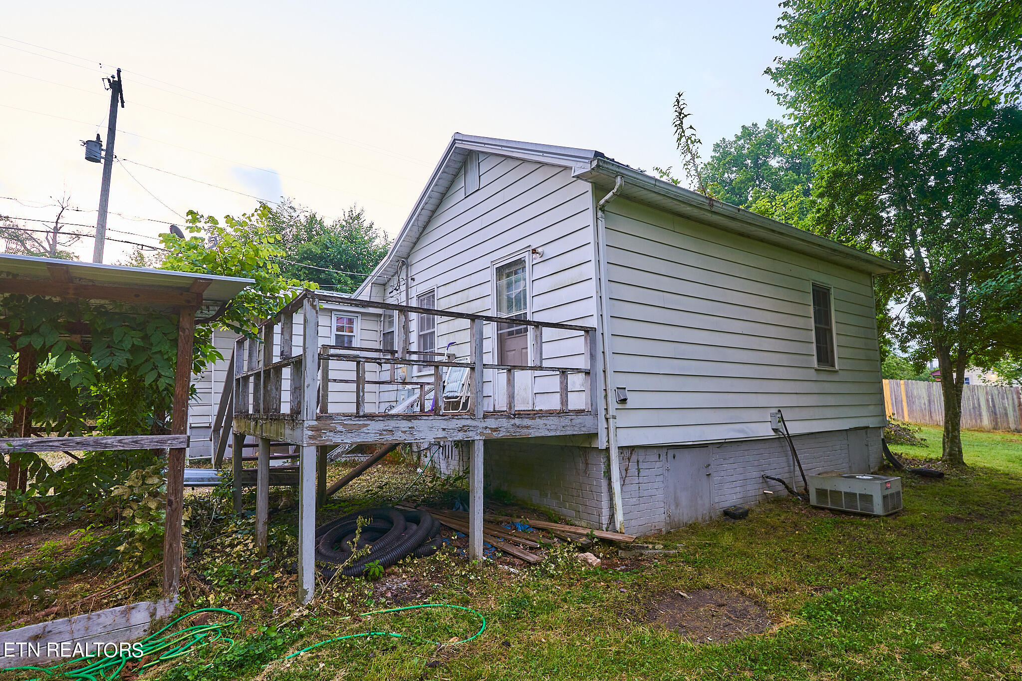 2225 Wilkinson Pike