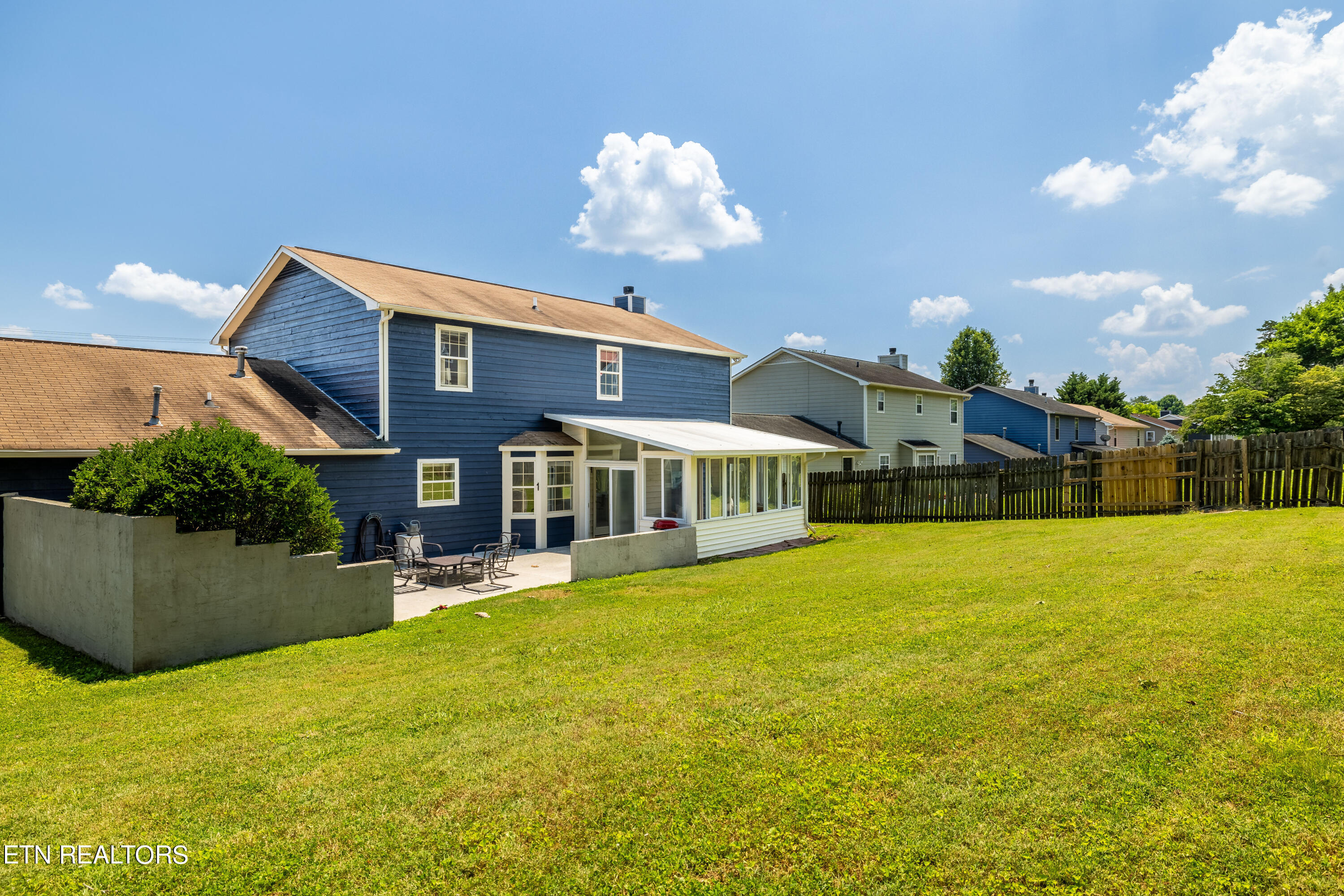 931 Harbour Shore Drive